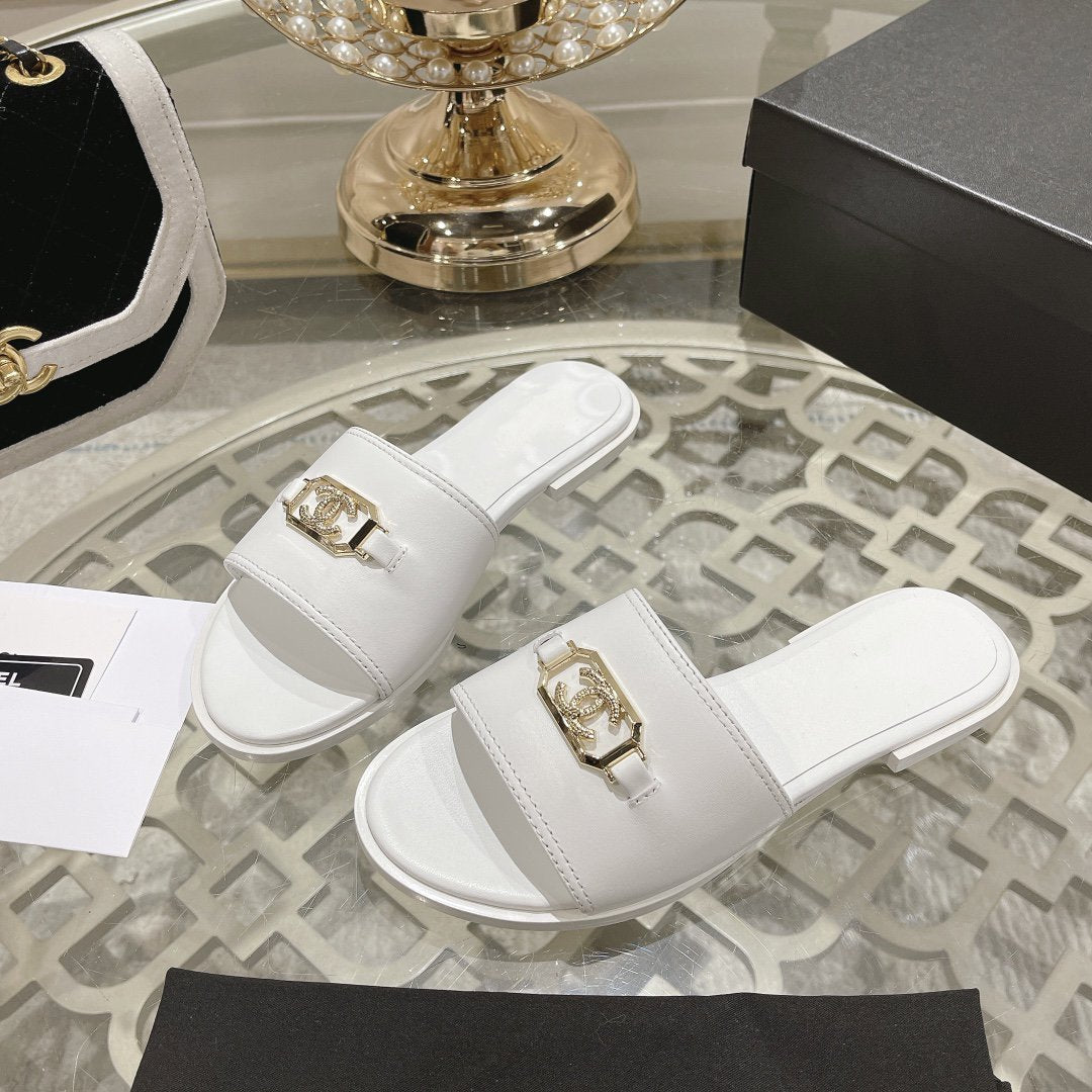 Mules White Shiny Calfskin - 35
