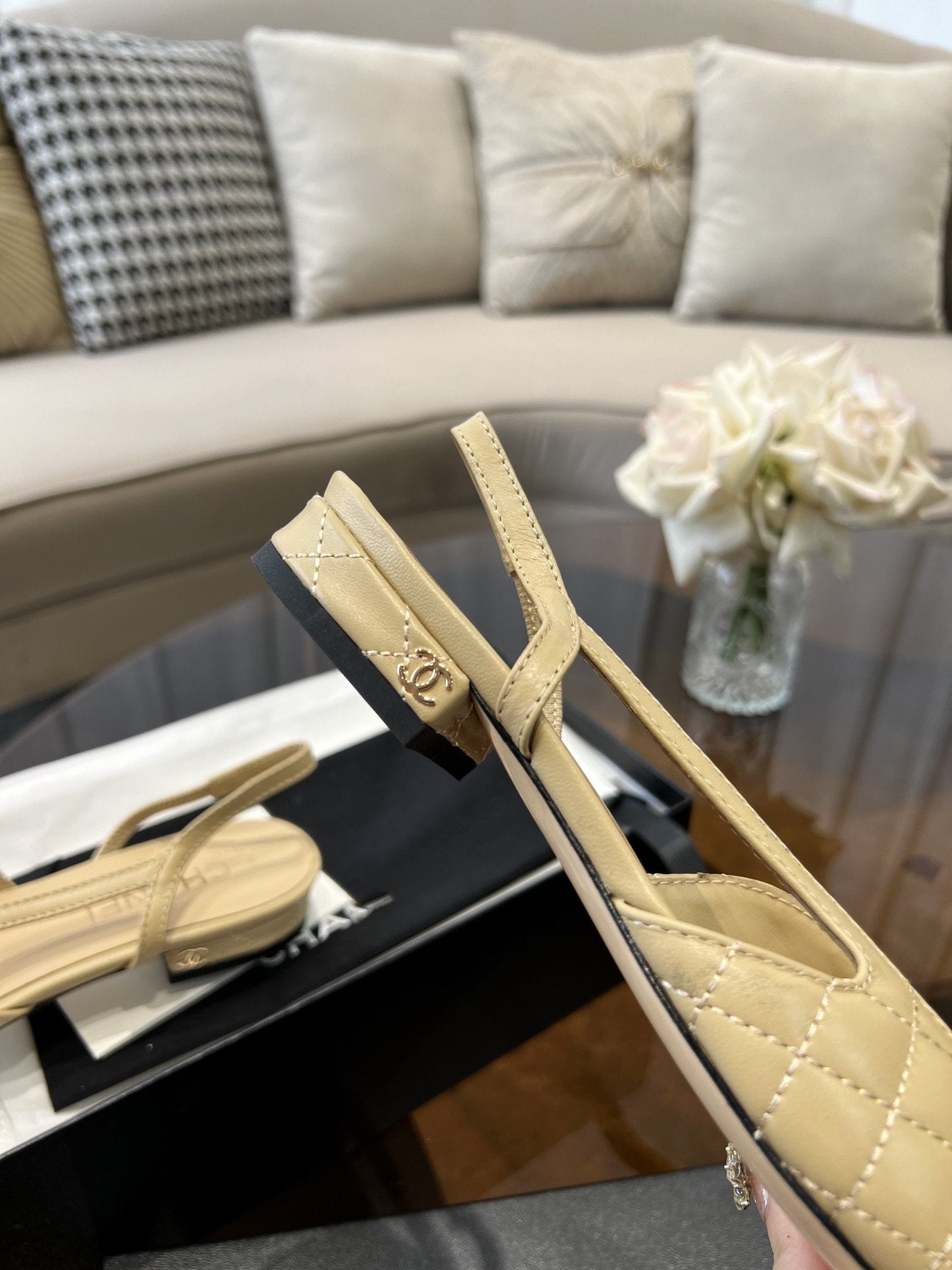 slingbacks beige quilted calfskin - 35