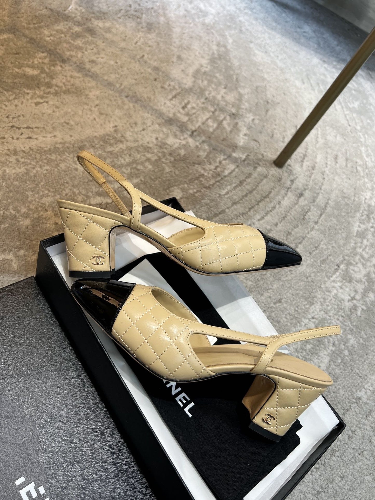 high slingbacks beige quilted lambskin - 35