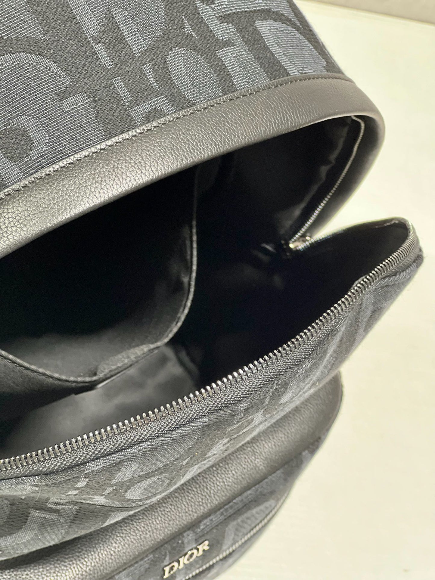 RIDER BACKPACK BLACK OBLIQUE JACQUARD - 30CM