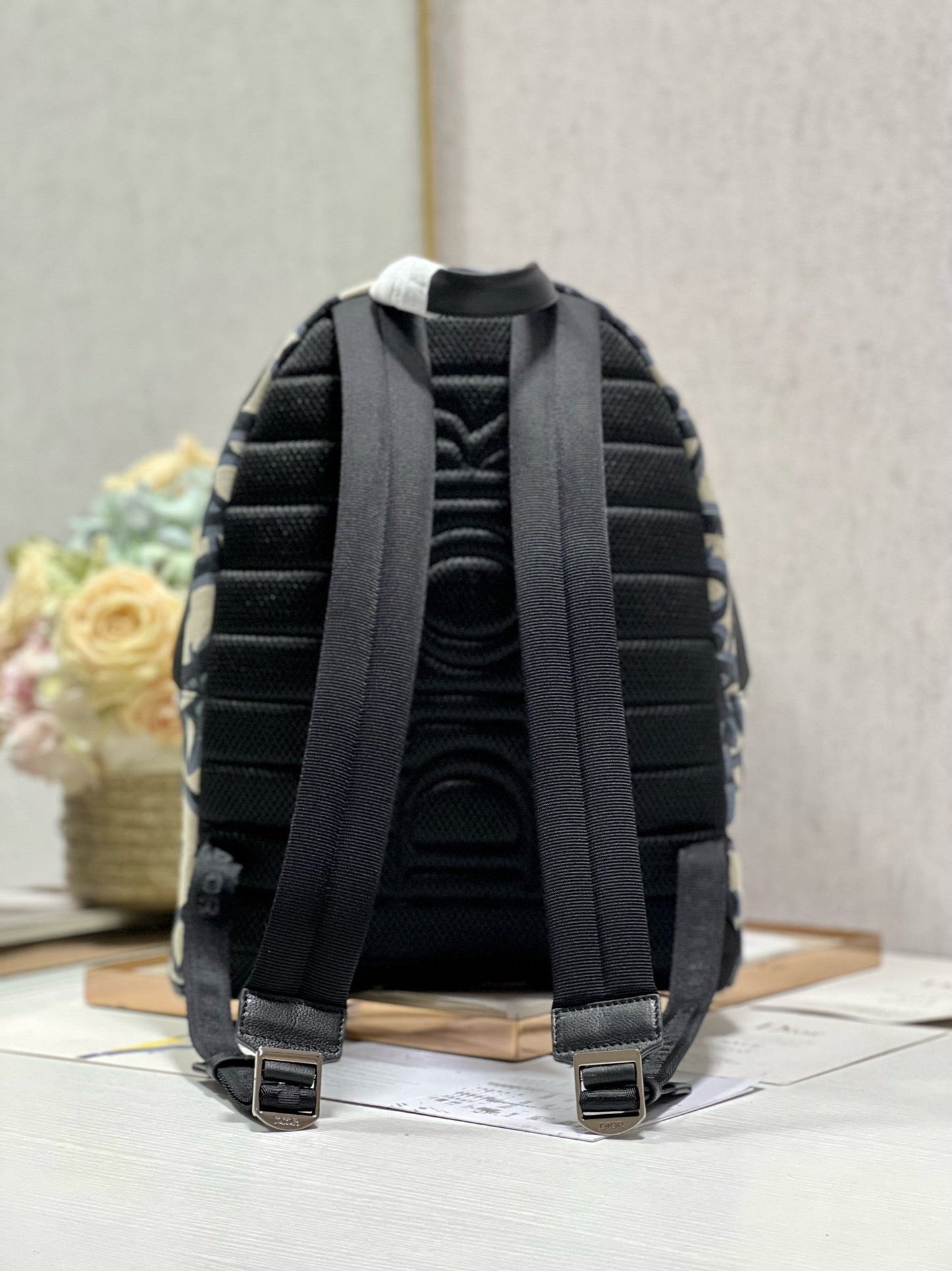 RIDER BACKPACK WHITE OBLIQUE JACQUARD - 30CM