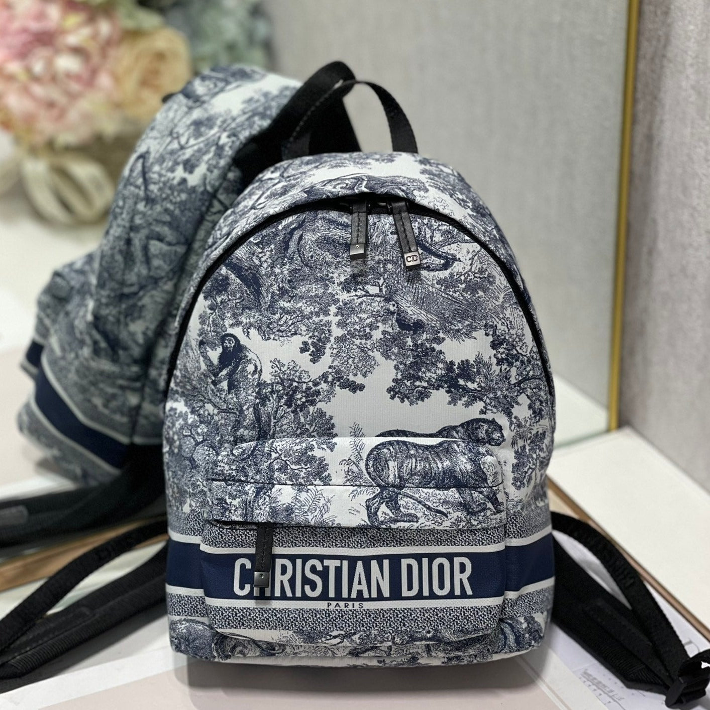 TRAVEL BACKPACK 20CM WHITE BLUE OBLIQUE JACQUARD - 30CM