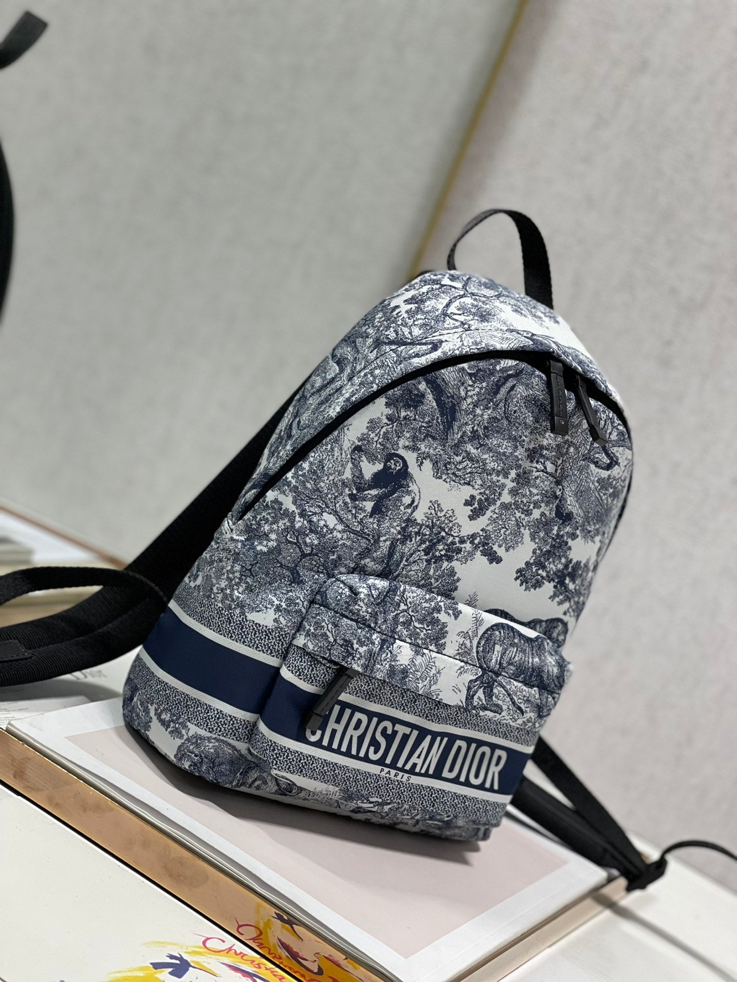 TRAVEL BACKPACK 20CM WHITE BLUE OBLIQUE JACQUARD - 30CM