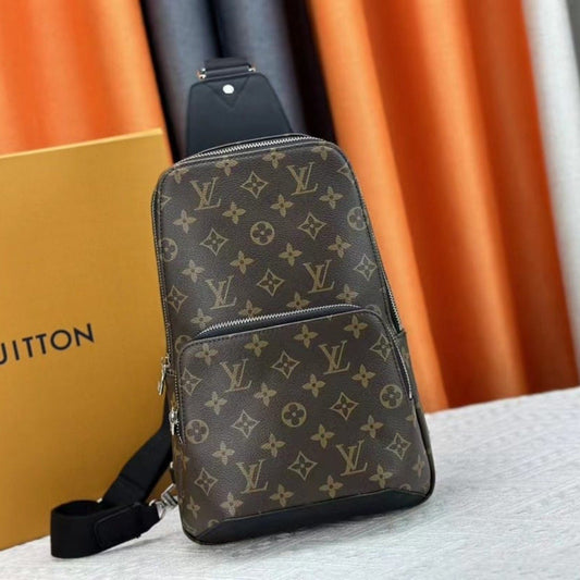 Louis Vuitton Avenue Slingbag Monogram Brown 31Cm M45897