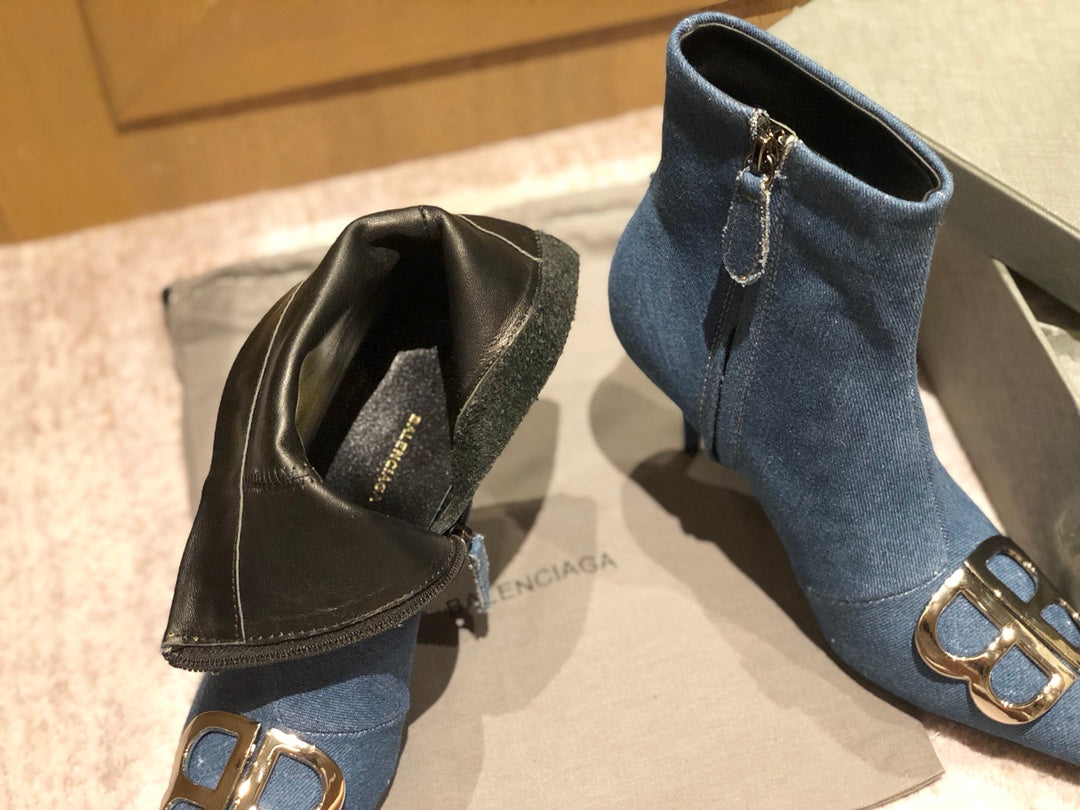 POINTED-TOE HIGH HEEL 80 MM ANKLE BOOTS IN BLUE DENIM - 34