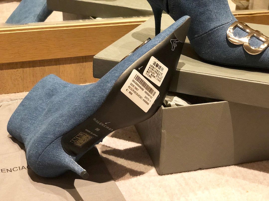 POINTED-TOE HIGH HEEL 80 MM ANKLE BOOTS IN BLUE DENIM - 34