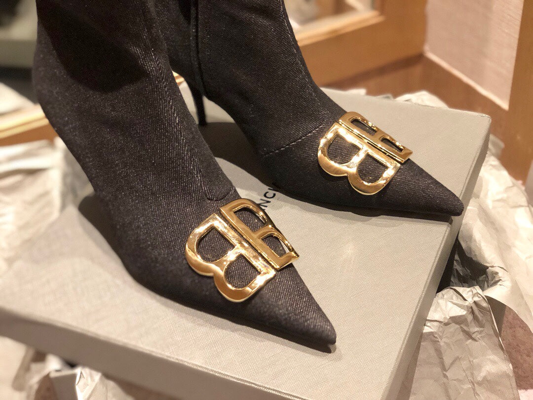 POINTED-TOE HIGH HEEL 80 MM ANKLE BOOTS IN BLACK DENIM - 34