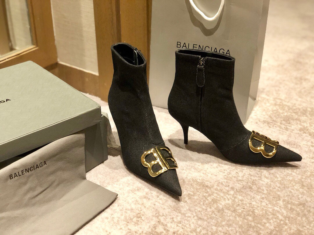 POINTED-TOE HIGH HEEL 80 MM ANKLE BOOTS IN BLACK DENIM - 34