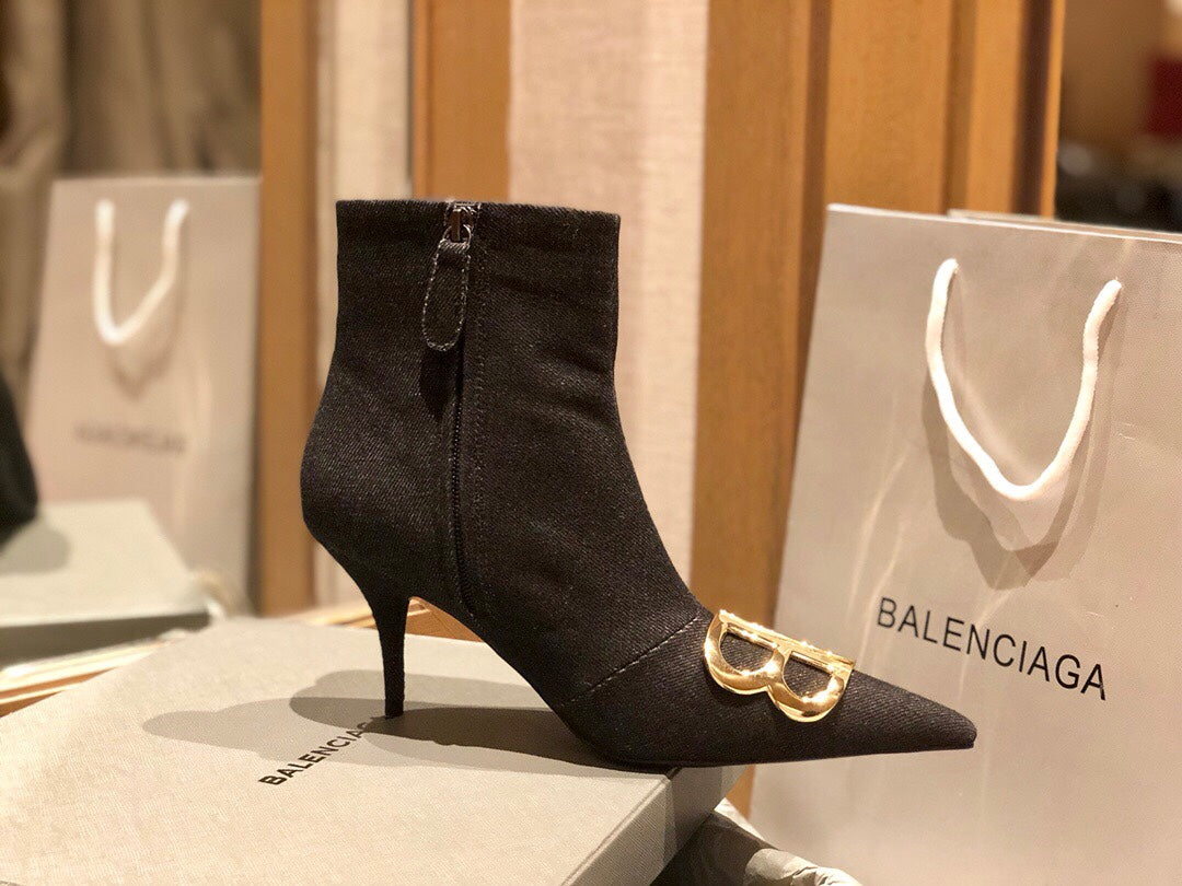POINTED-TOE HIGH HEEL 80 MM ANKLE BOOTS IN BLACK DENIM - 34