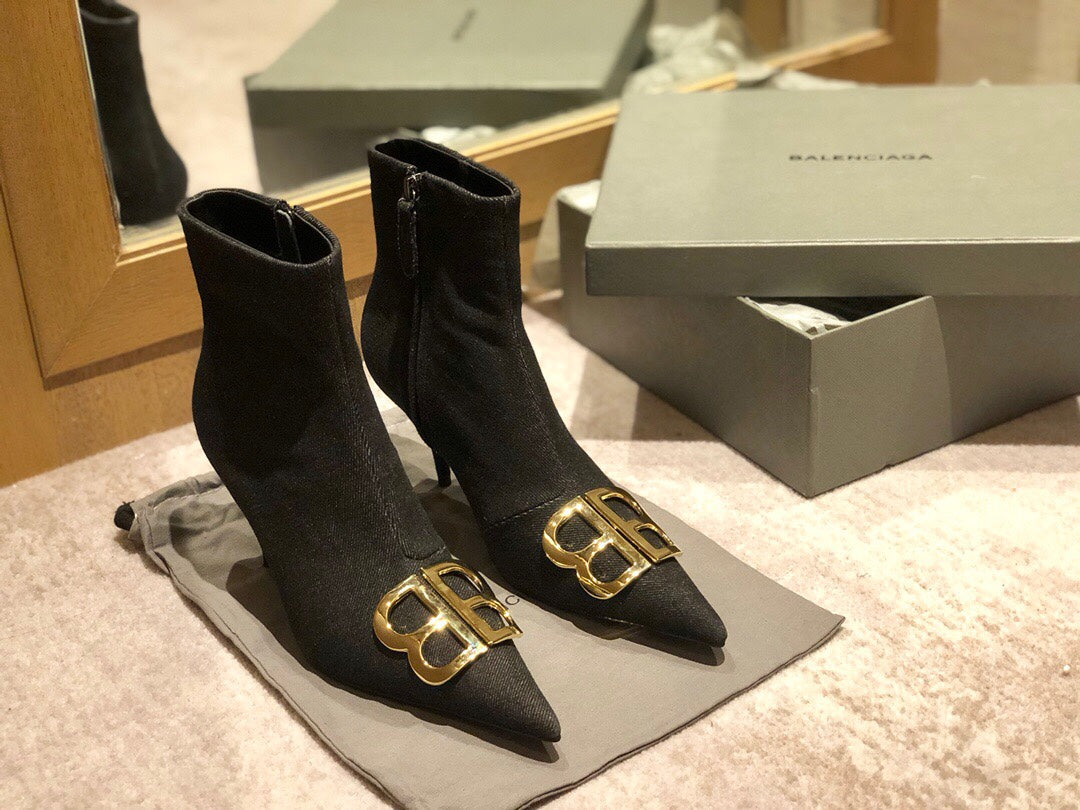 POINTED-TOE HIGH HEEL 80 MM ANKLE BOOTS IN BLACK DENIM - 34