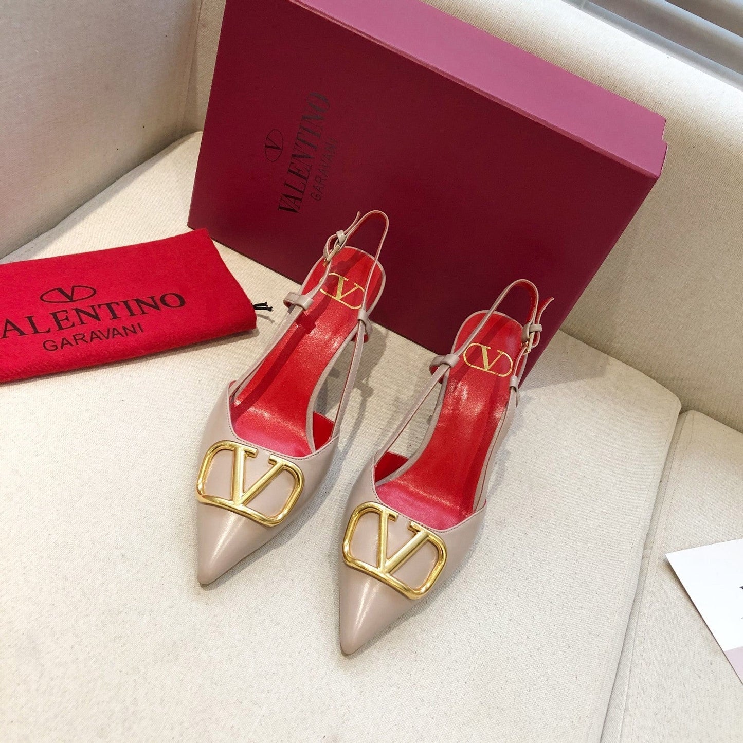 VLOGO SIGNATURE PALE PINK CALFSKIN HIGH SLINGBACK PUMP 7 CM WITH GOLD LOGO - 34