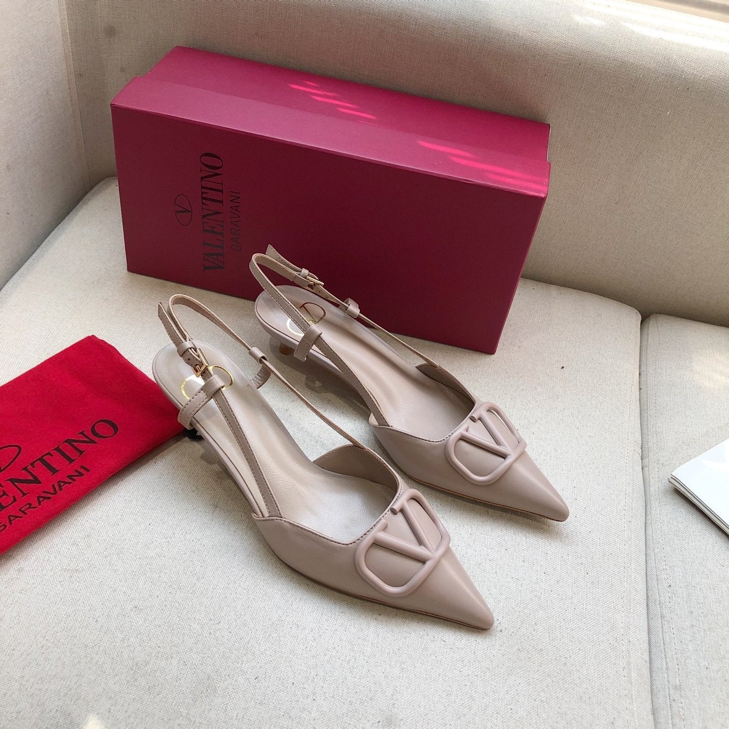 VLOGO SIGNATURE PALE PINK CALFSKIN HIGH SLINGBACK PUMP 4 CM - 34