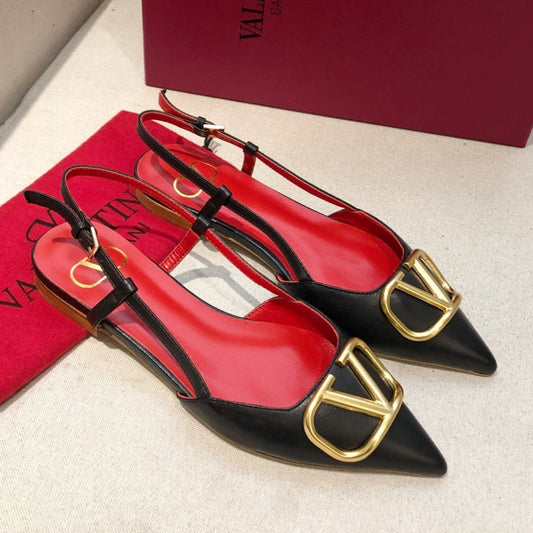 VLOGO SIGNATURE BLACK CALFSKIN FLAT SLINGBACK PUMP WITH GOLD LOGO - 34