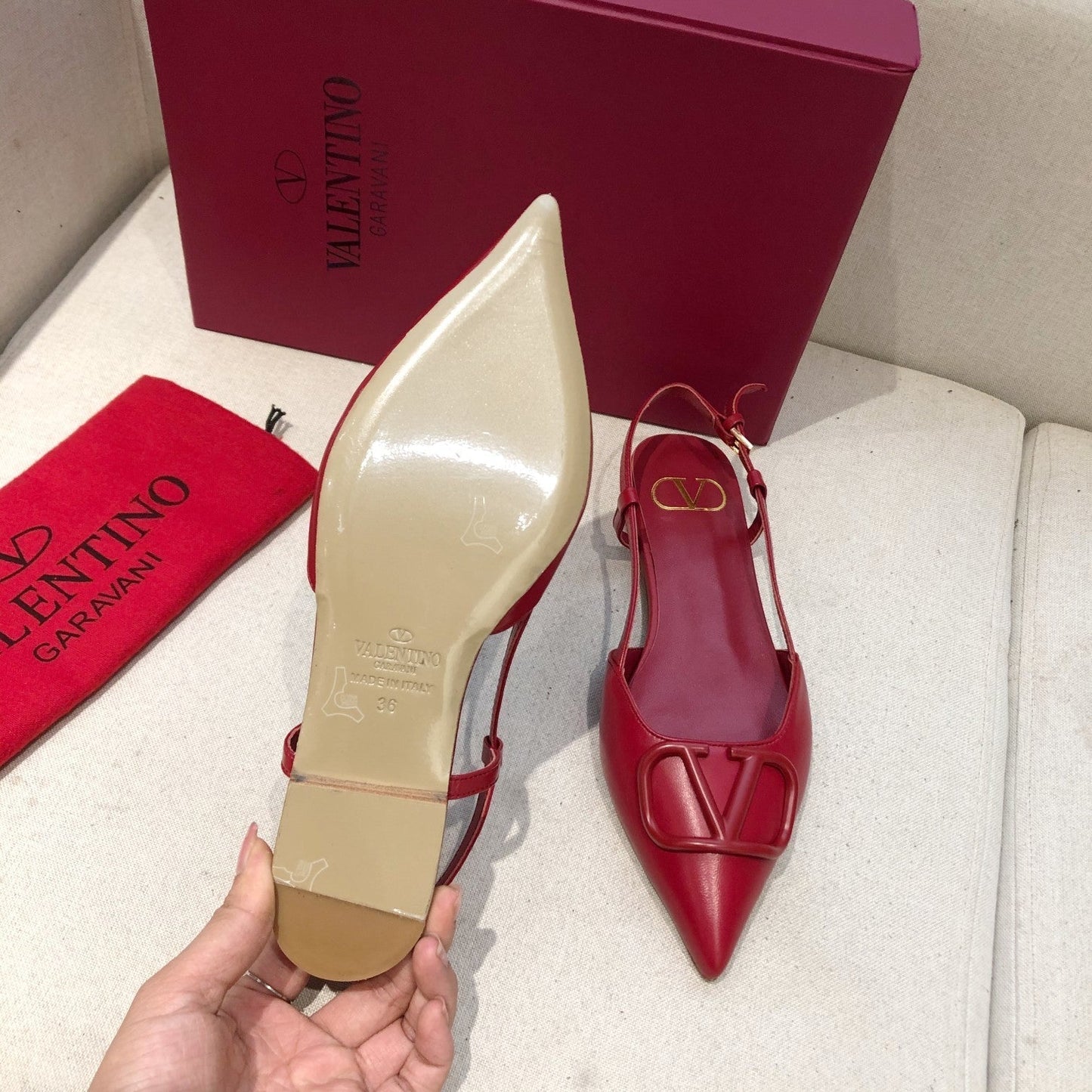 VLOGO SIGNATURE CHERRY RED CALFSKIN FLAT SLINGBACK PUMP - 34