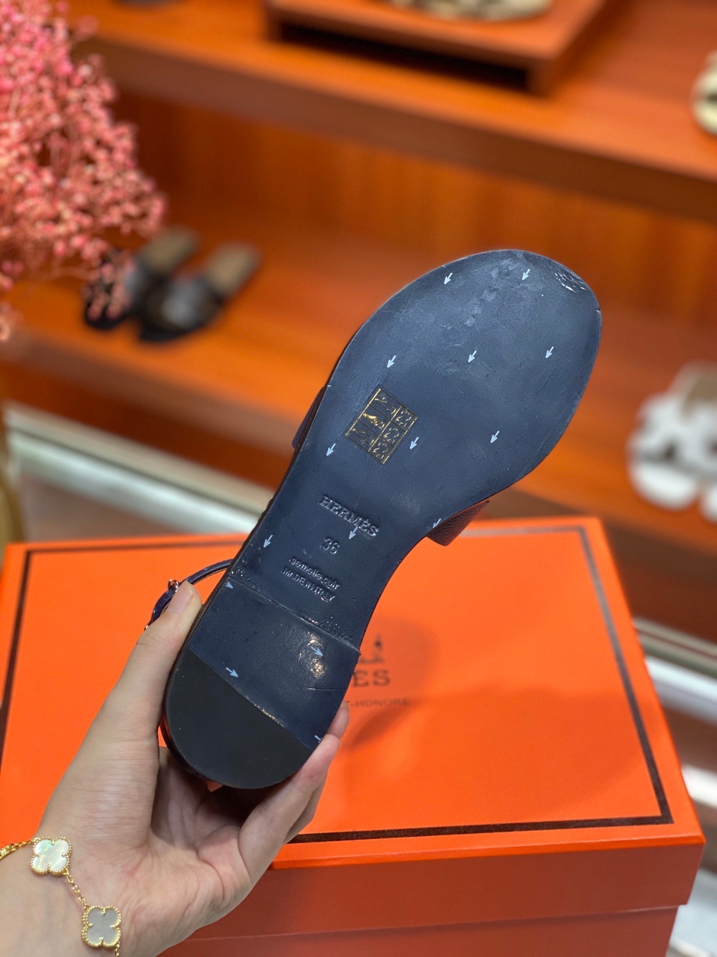 SANTORINI SANDAL NAVY CALFSKIN - 34