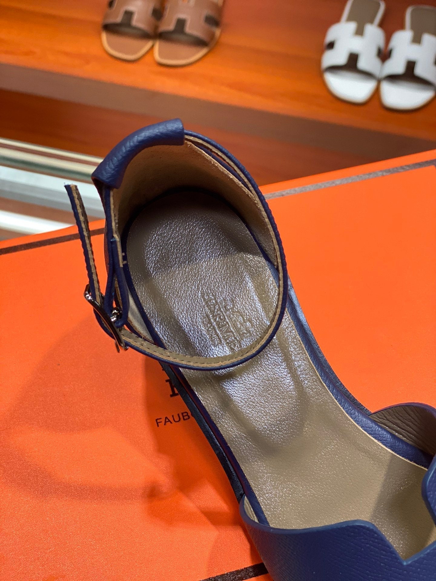 SANTORINI SANDAL NAVY CALFSKIN - 34