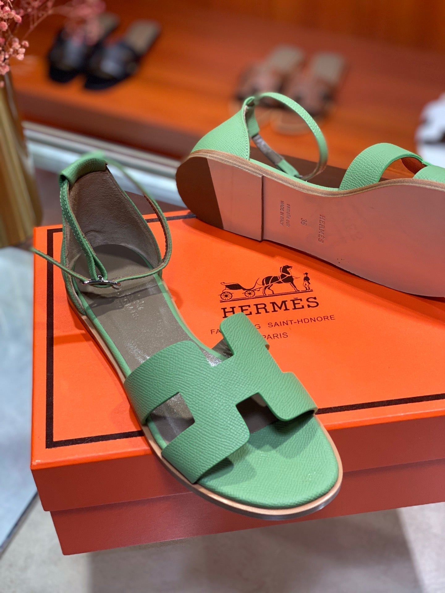 SANTORINI SANDAL COOL GREEN CALFSKIN - 34