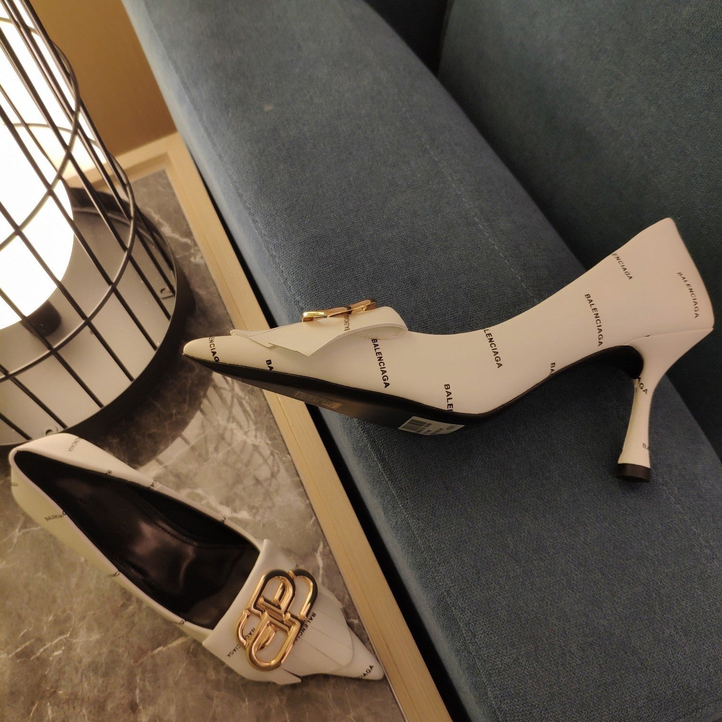 POINTED TOE PUMPS WHITE WITH LOGO PRINT SMOOTH CALFSKIN - 34