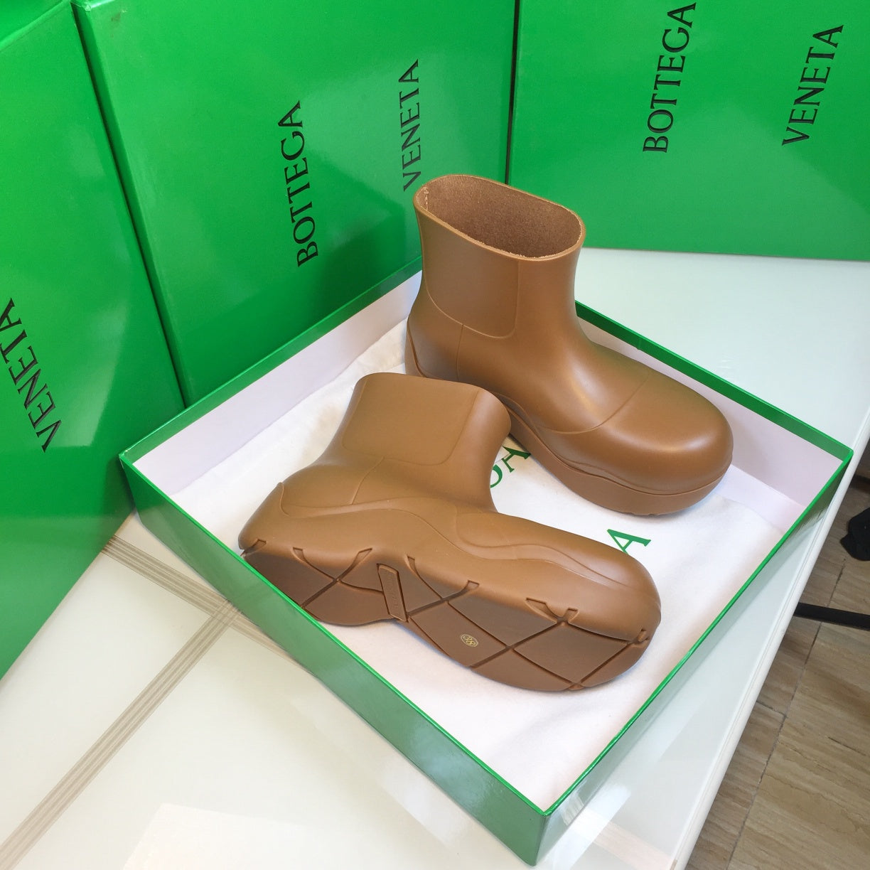 PUDDLE ANKLE BOOT IN CAMEL BEIGE RUBBER - 35