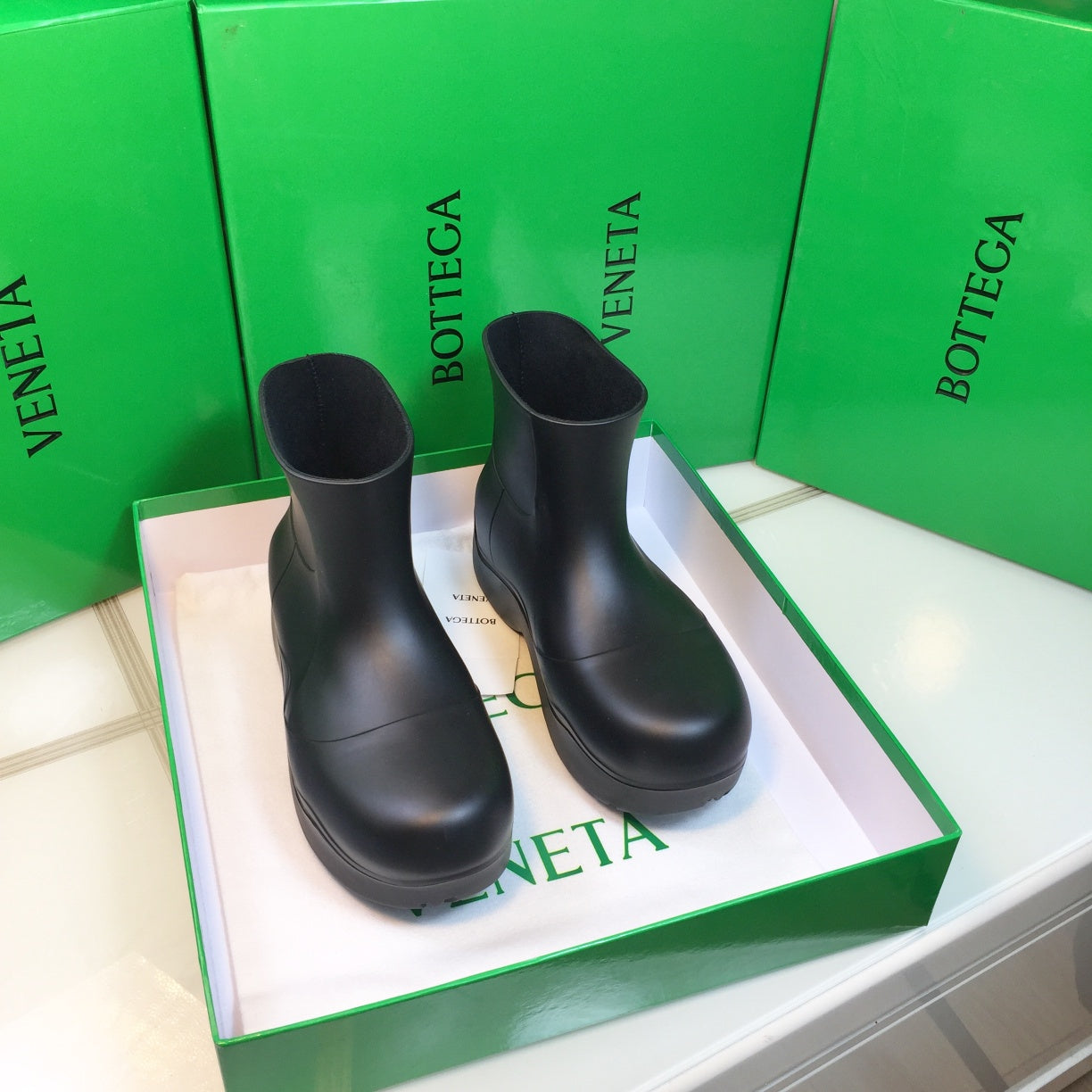 PUDDLE ANKLE BOOT IN BLACK RUBBER - 35