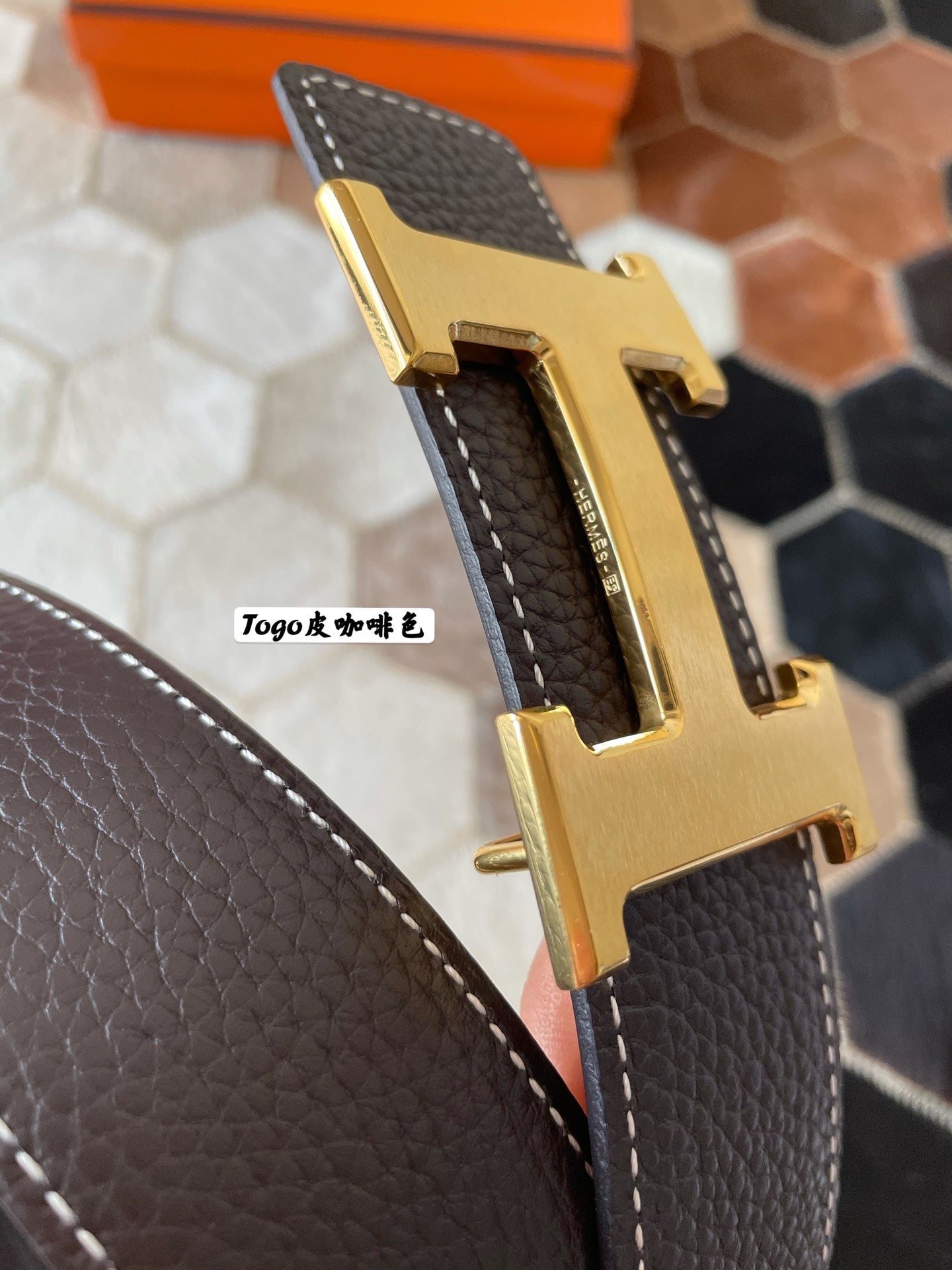 HM CONSTANCE BELT BUCKLE & REVERSIBLE CHOCOLATE BROWN LEATHER STRAP 38MM GOLD HARDWARE - 30