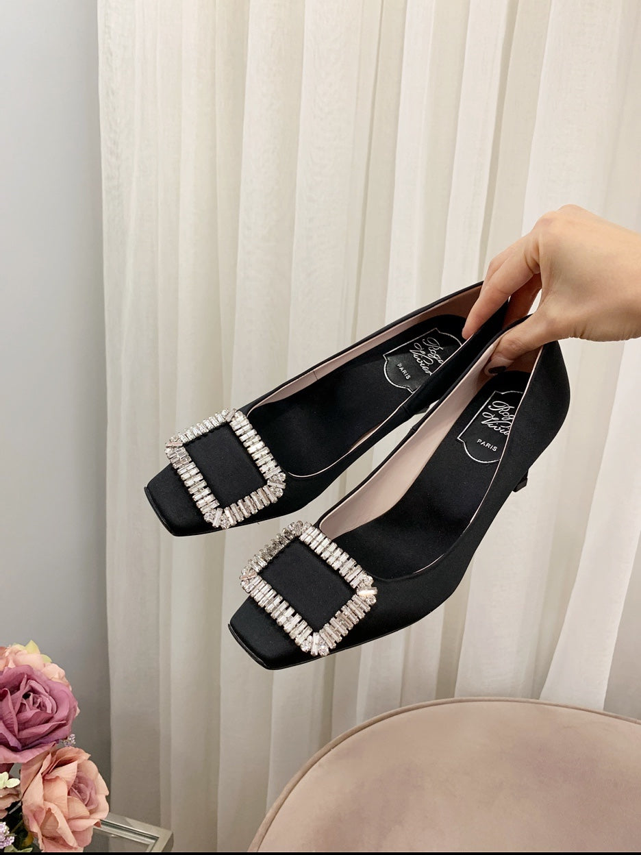 TROMPETTE PUMPS IN BLACK SILK CRYSTAL BUCKLE - 34