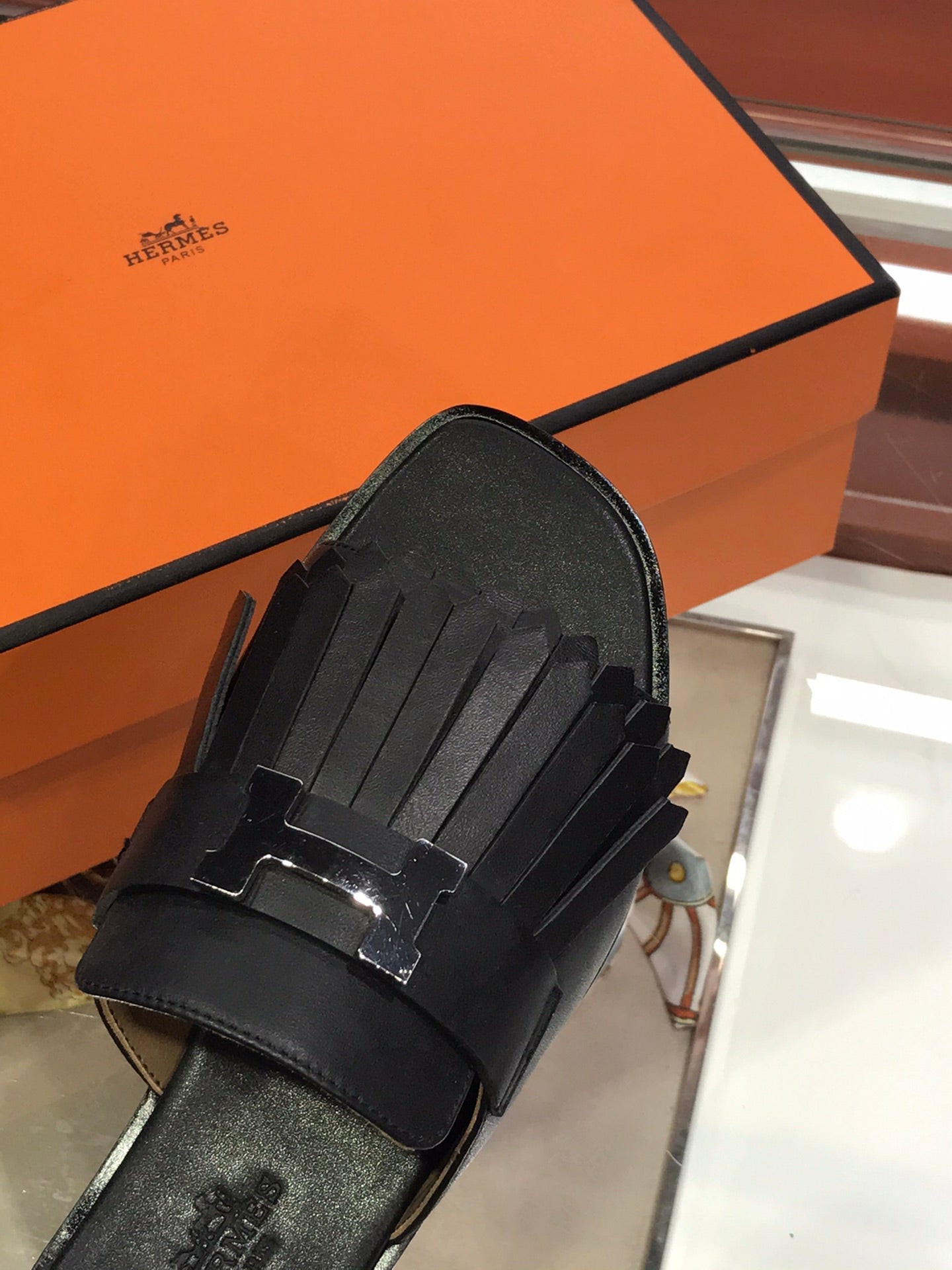 ROYAL SANDAL BLACK LAMBSKIN - 35