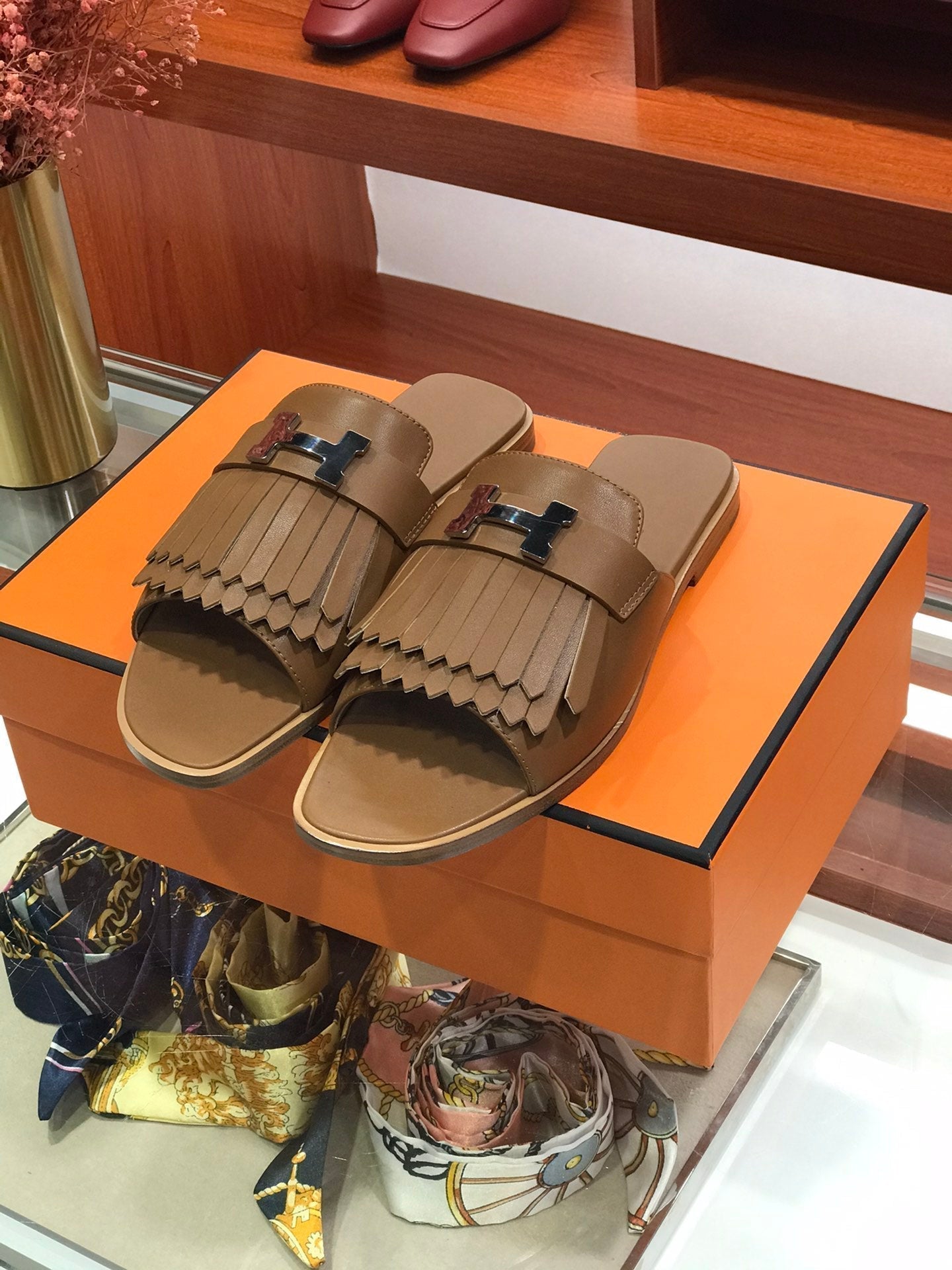 ROYAL SANDAL CHOCOLATE LAMBSKIN - 35