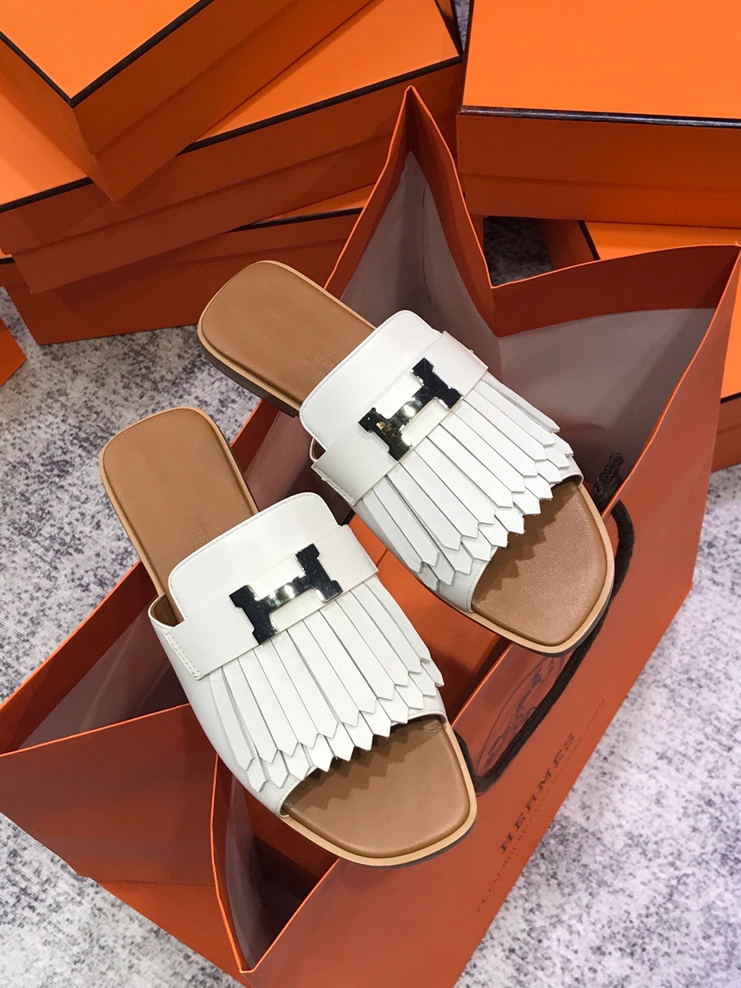 ROYAL SANDAL CARAMEL MIX WHITE LAMBSKIN - 35