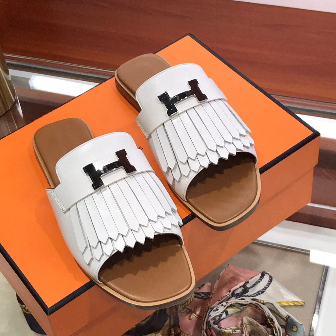 ROYAL SANDAL CARAMEL MIX WHITE LAMBSKIN - 35