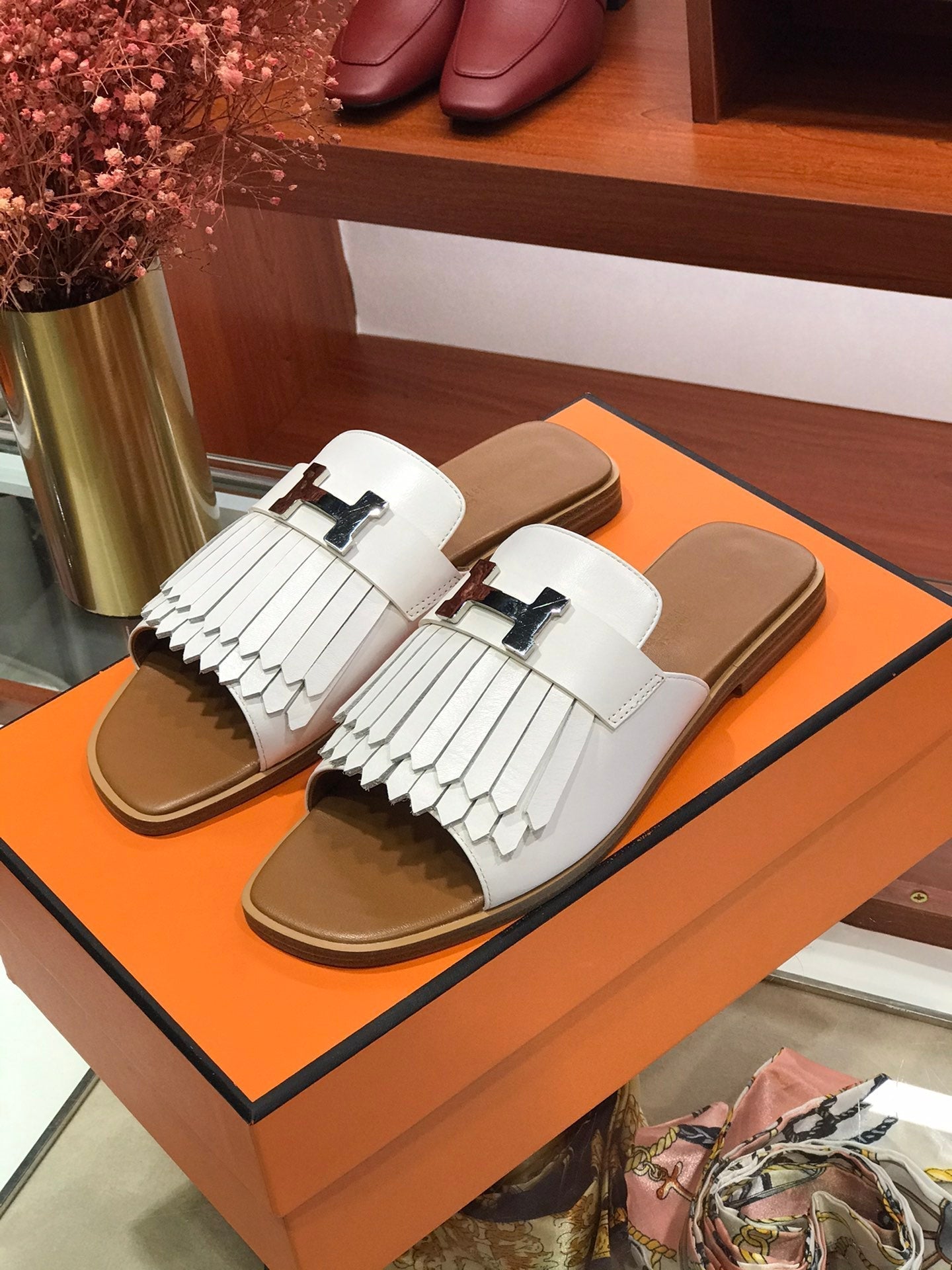 ROYAL SANDAL CARAMEL MIX WHITE LAMBSKIN - 35