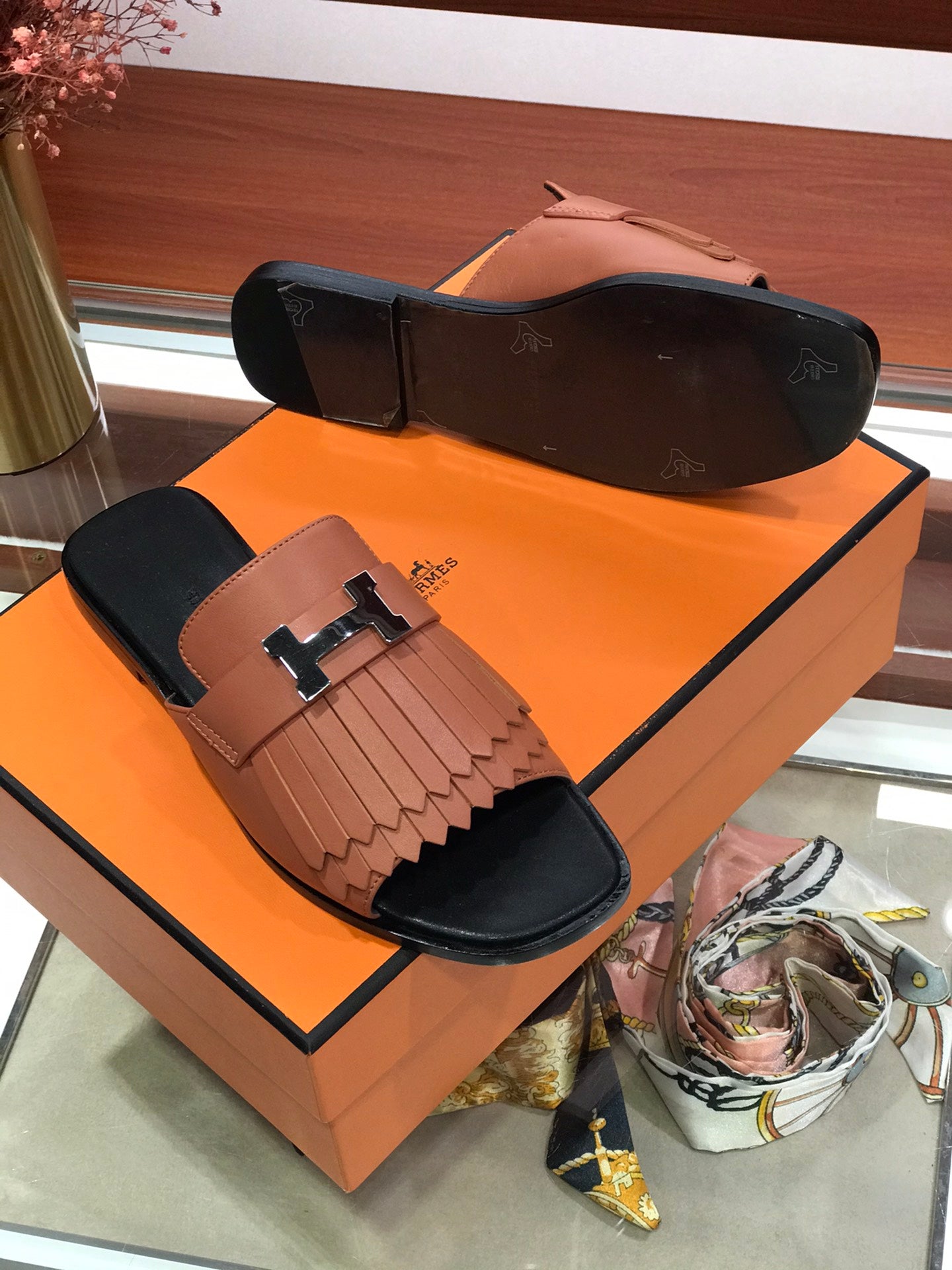 ROYAL SANDAL CHESTNUT LAMBSKIN - 35
