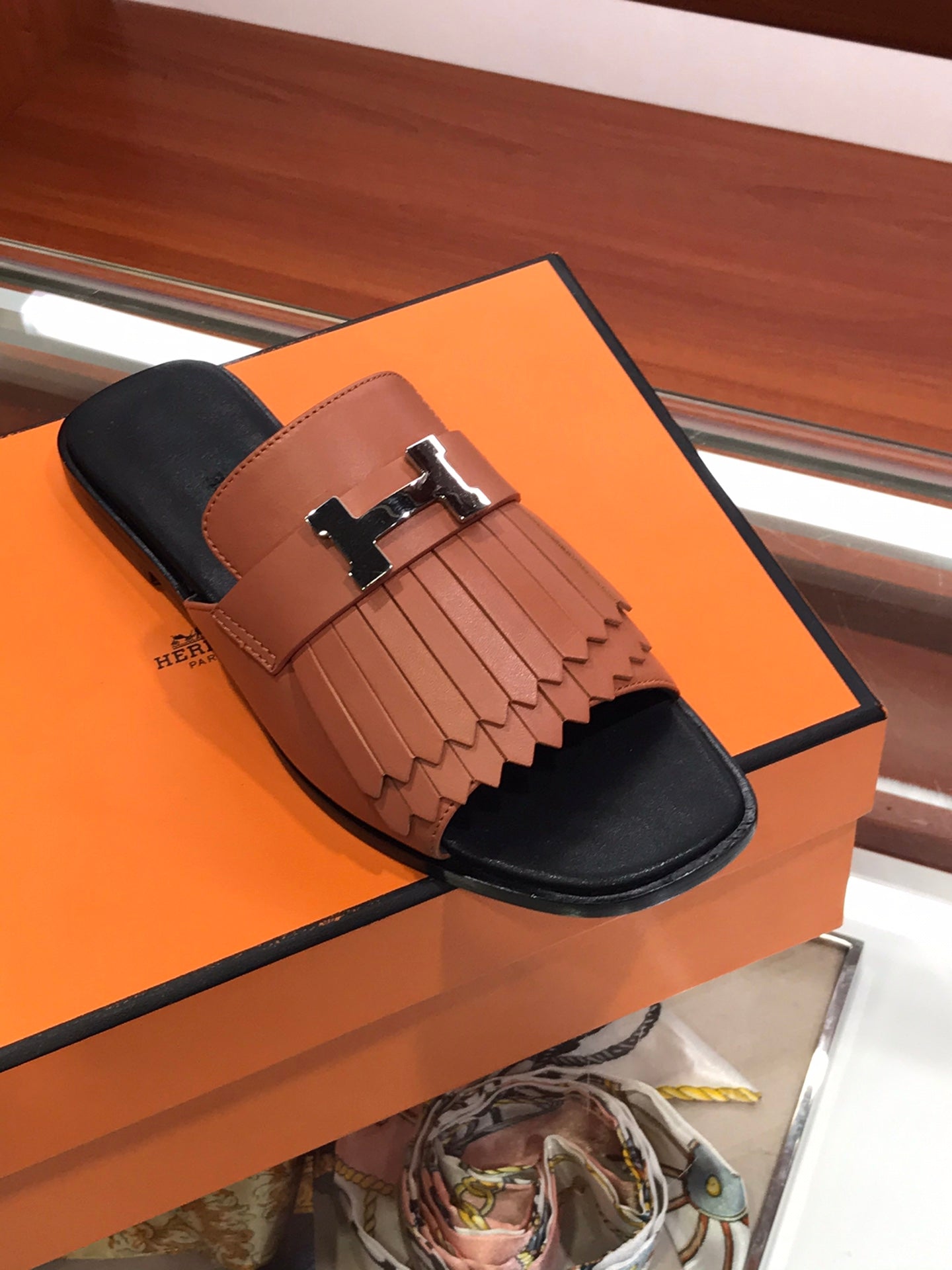 ROYAL SANDAL CHESTNUT LAMBSKIN - 35