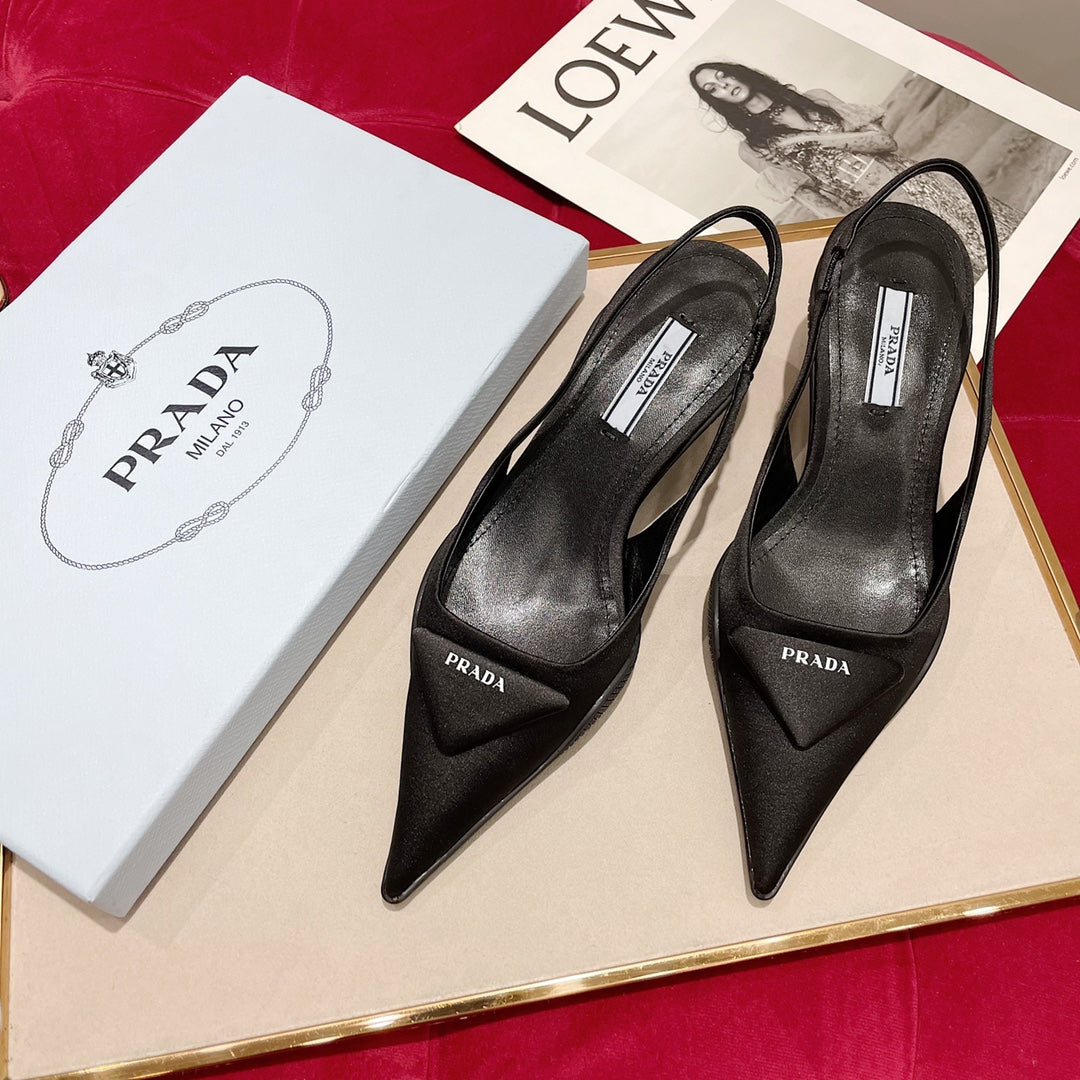 SLINGBACK PUMPS IN BLACK SILK AND SHEEPSKIN LINING WITH TRIANGLE LOGO - 35