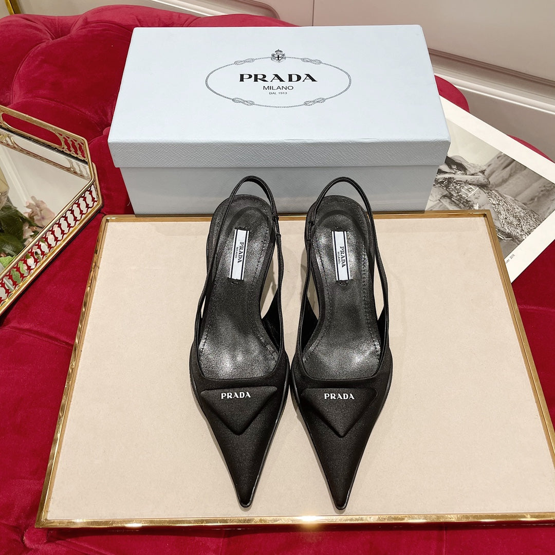 SLINGBACK PUMPS IN BLACK SILK AND SHEEPSKIN LINING WITH TRIANGLE LOGO - 35