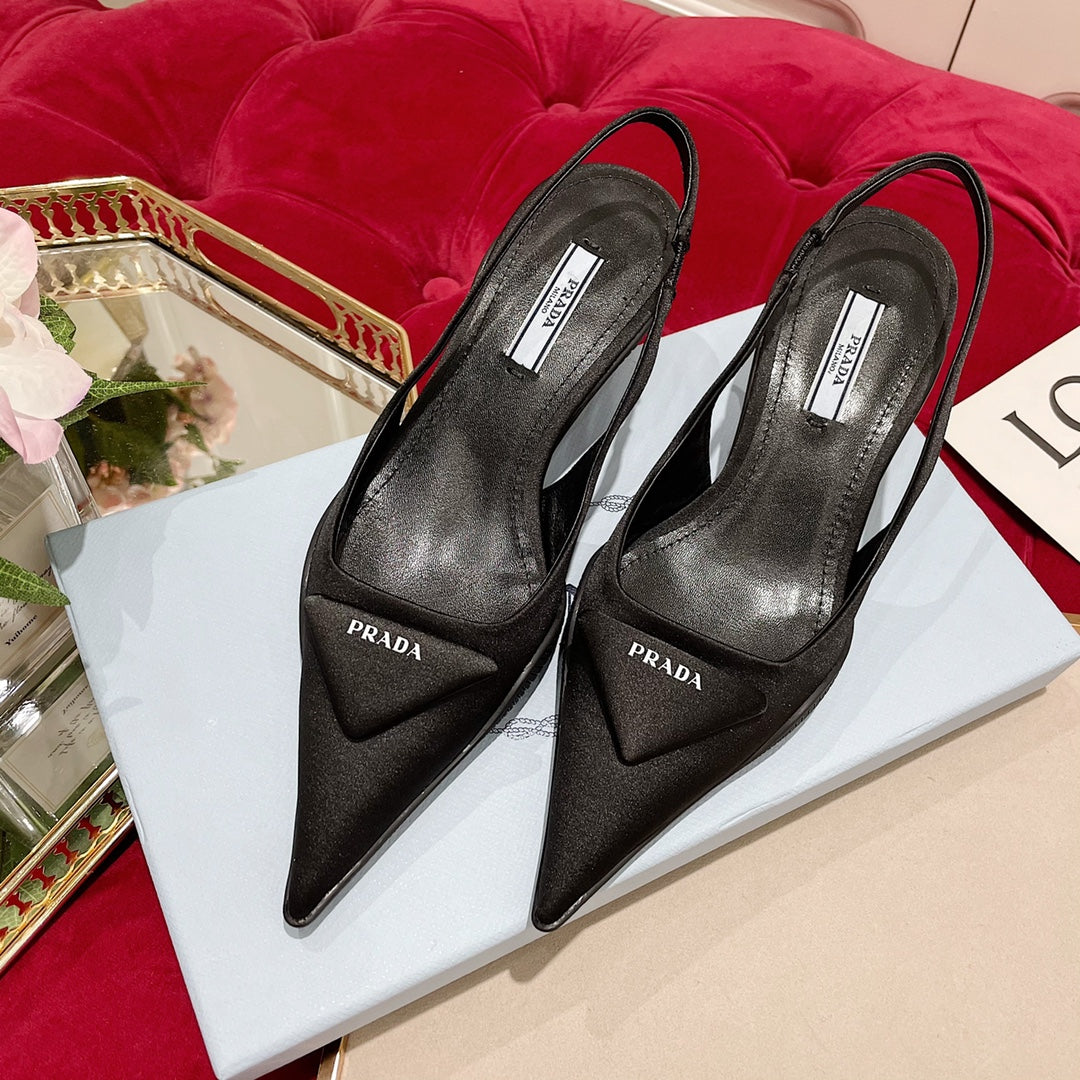 SLINGBACK PUMPS IN BLACK SILK AND SHEEPSKIN LINING WITH TRIANGLE LOGO - 35
