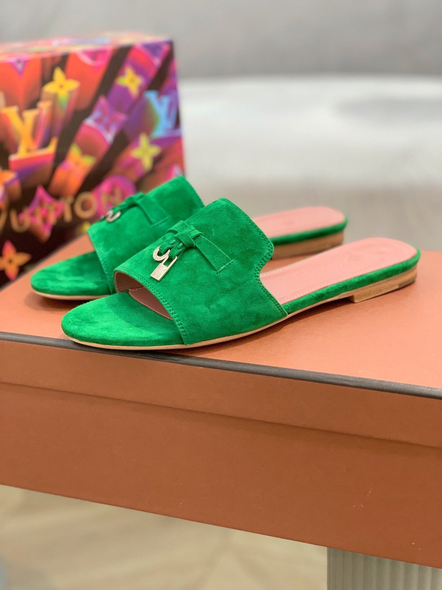 LP SUMMER CHARMS SANDALS EMERALD SUEDE - 35