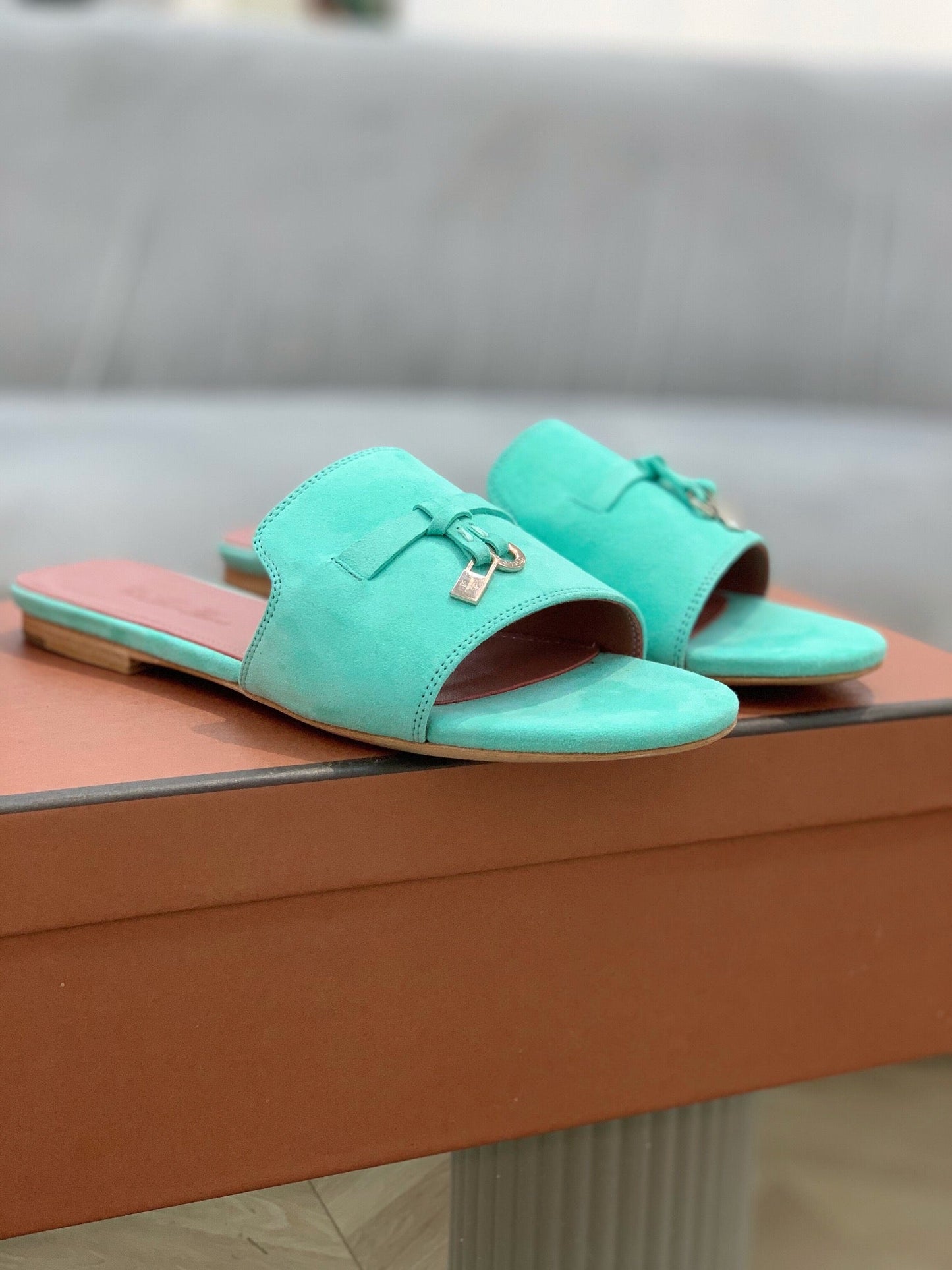 LP SUMMER CHARMS SANDALS SKY SUEDE - 35