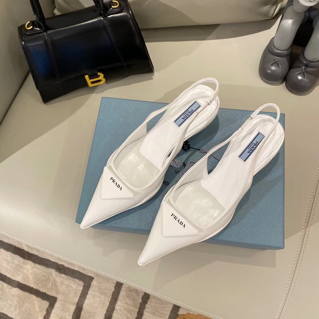 TRIANGLE LOGO SLINGBACK PUMPS IN WHITE GLOSSY CALFSKIN - 35
