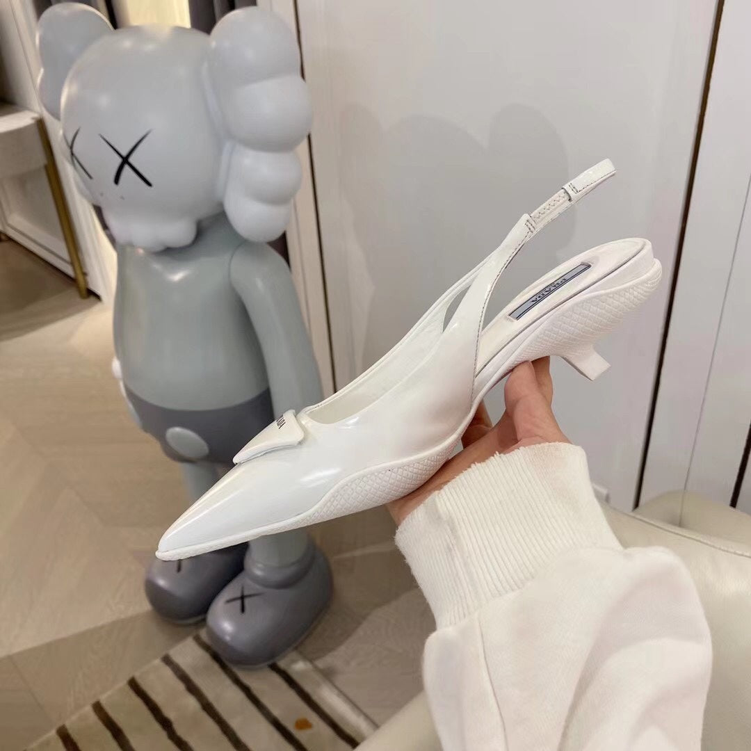 TRIANGLE LOGO SLINGBACK PUMPS IN WHITE GLOSSY CALFSKIN - 35