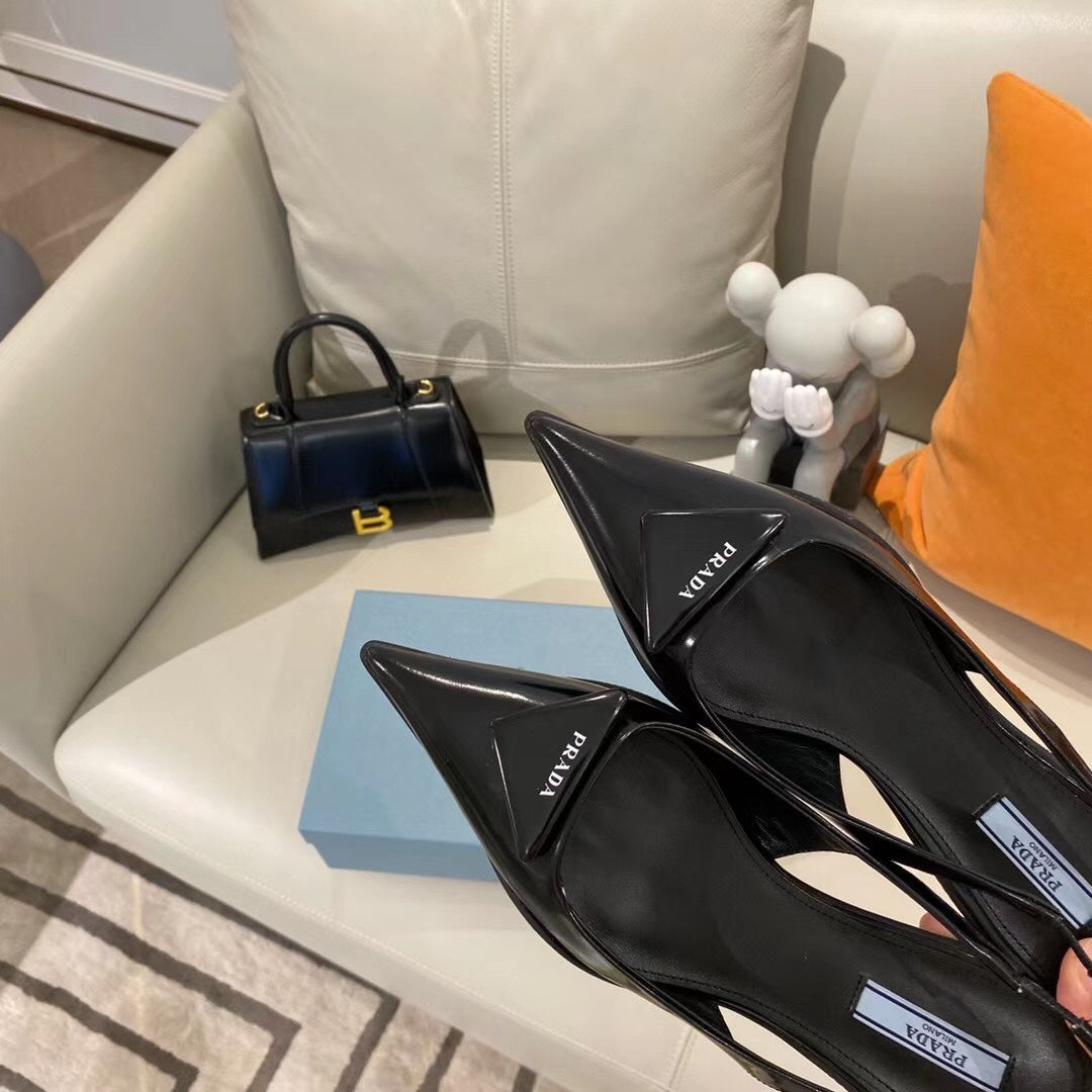TRIANGLE LOGO SLINGBACK PUMPS IN BLACK GLOSSY CALFSKIN - 35