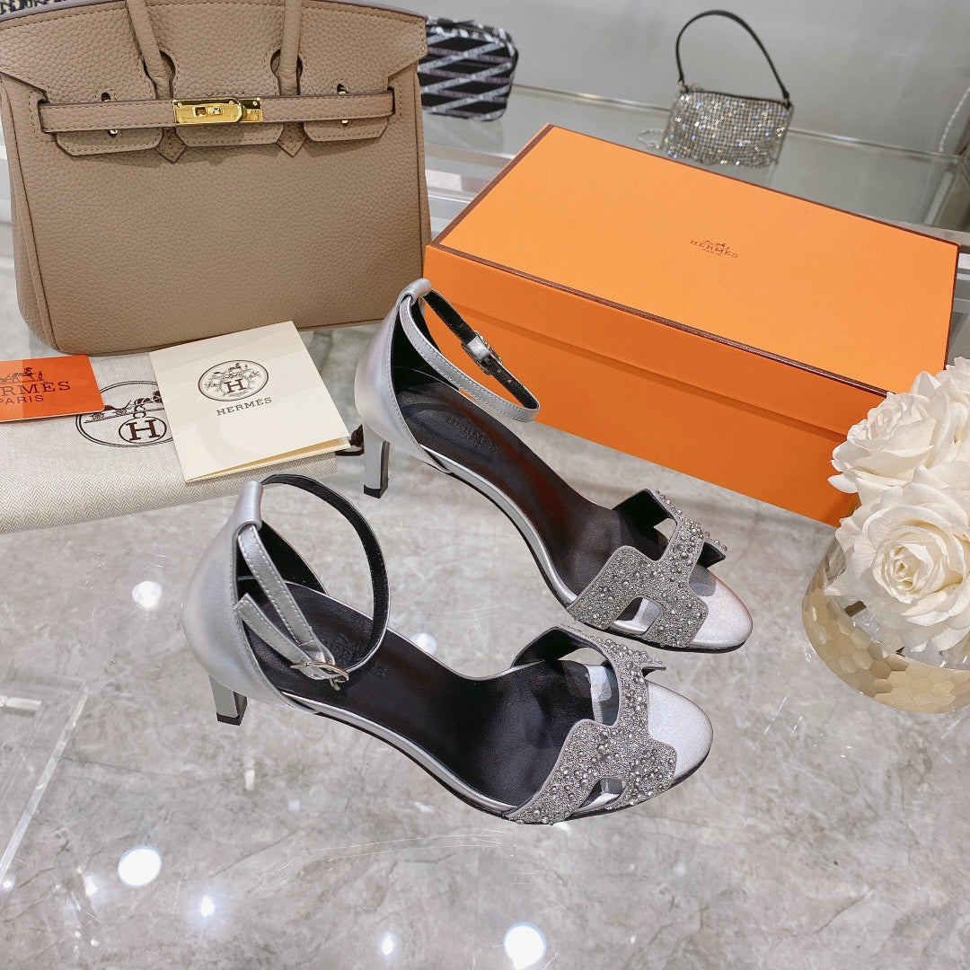 PREMIERE 70 SANDAL IN SILVER CALFSKIN WITH WHITE CRYSTALS - 35