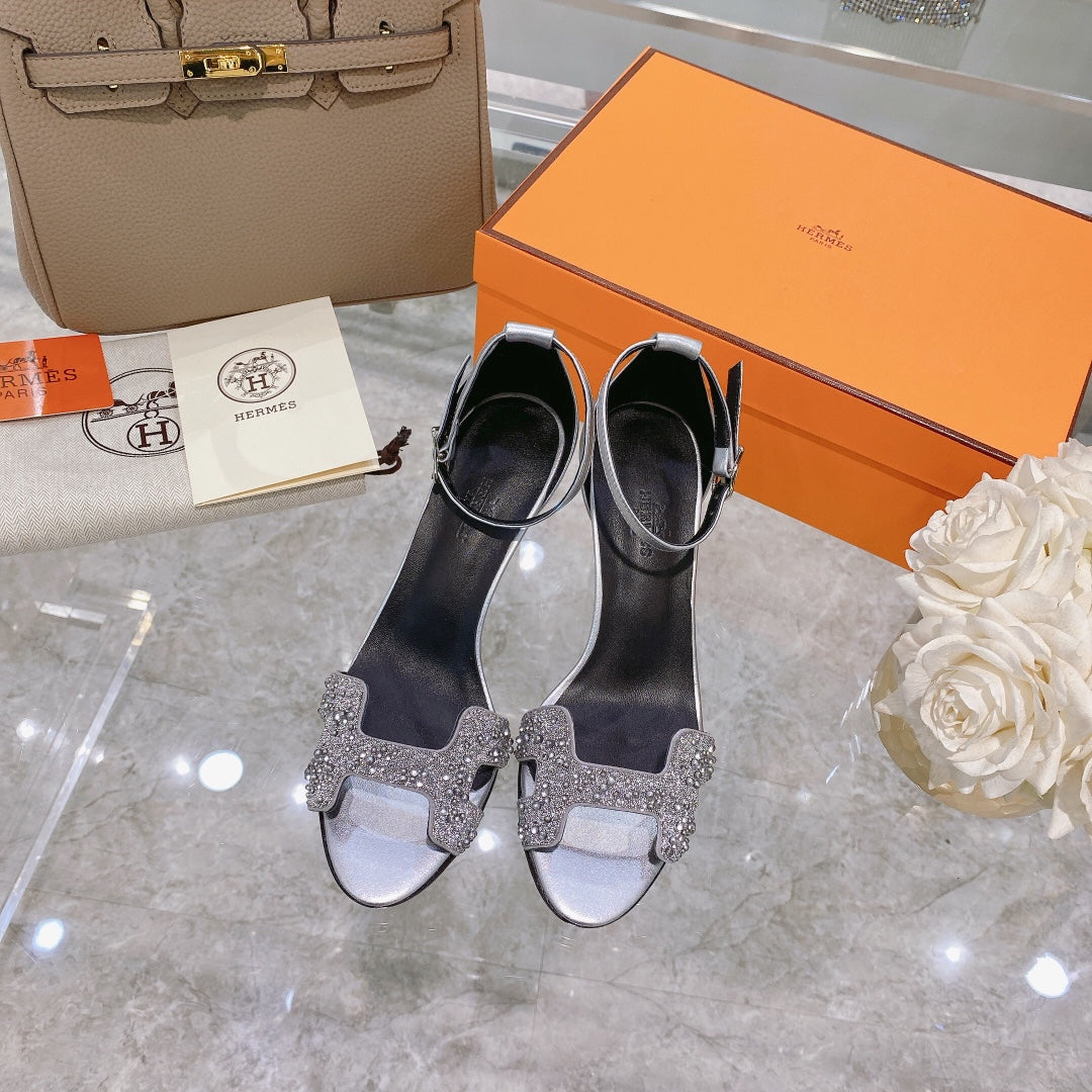 PREMIERE 70 SANDAL IN SILVER CALFSKIN WITH WHITE CRYSTALS - 35