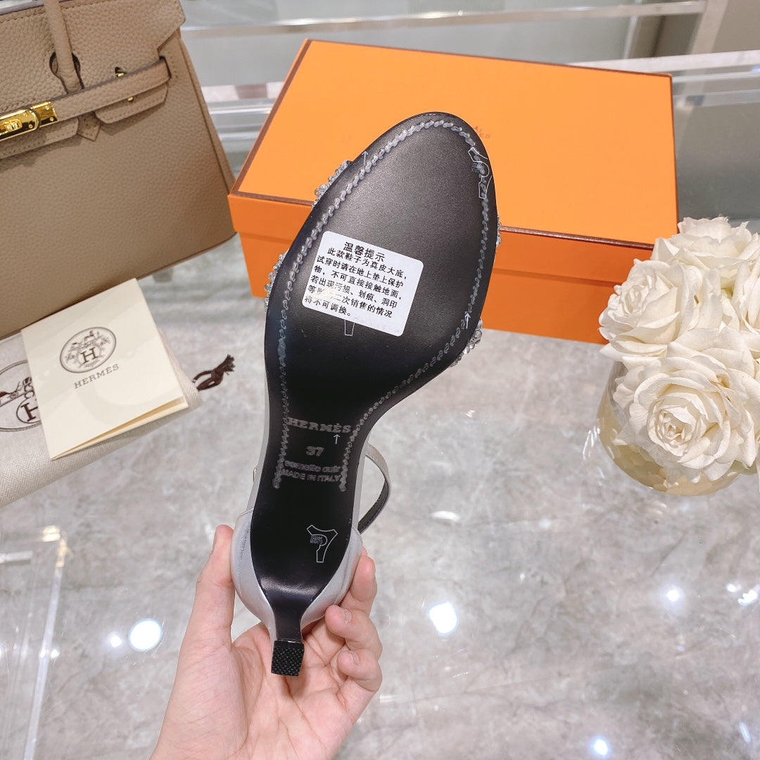 PREMIERE 70 SANDAL IN SILVER CALFSKIN WITH WHITE CRYSTALS - 35