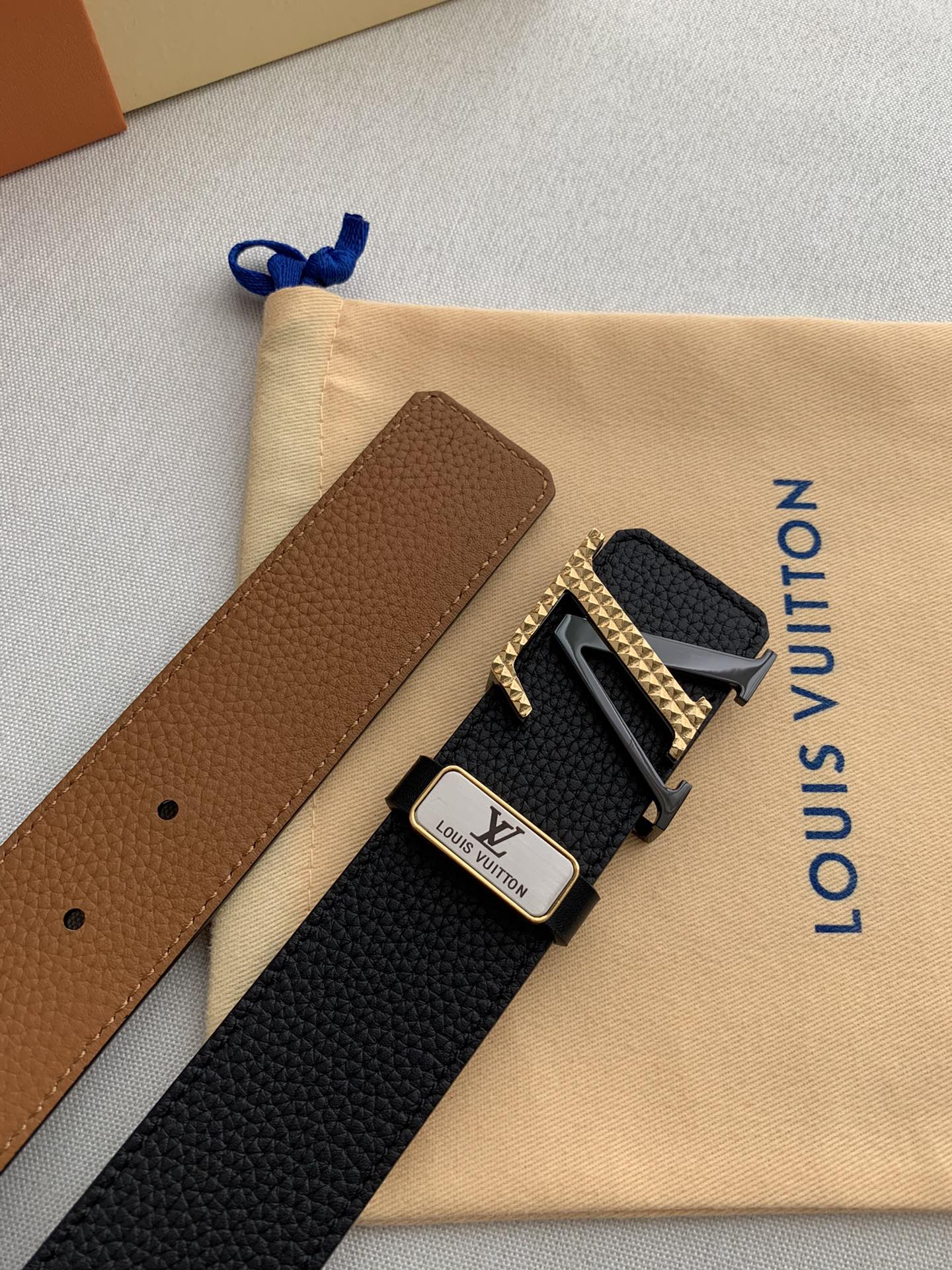 LV 25S BELT 38 MM IN BLACK CALFSKIN 593212 - 26-28