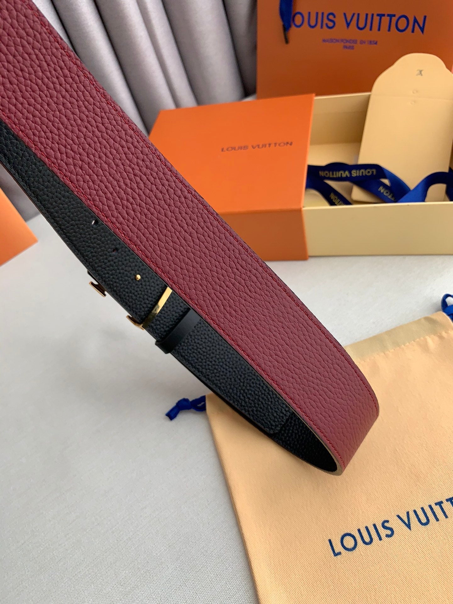 LV 25S BELT 38 MM IN DARK RED CALFSKIN 593214 - 26-28