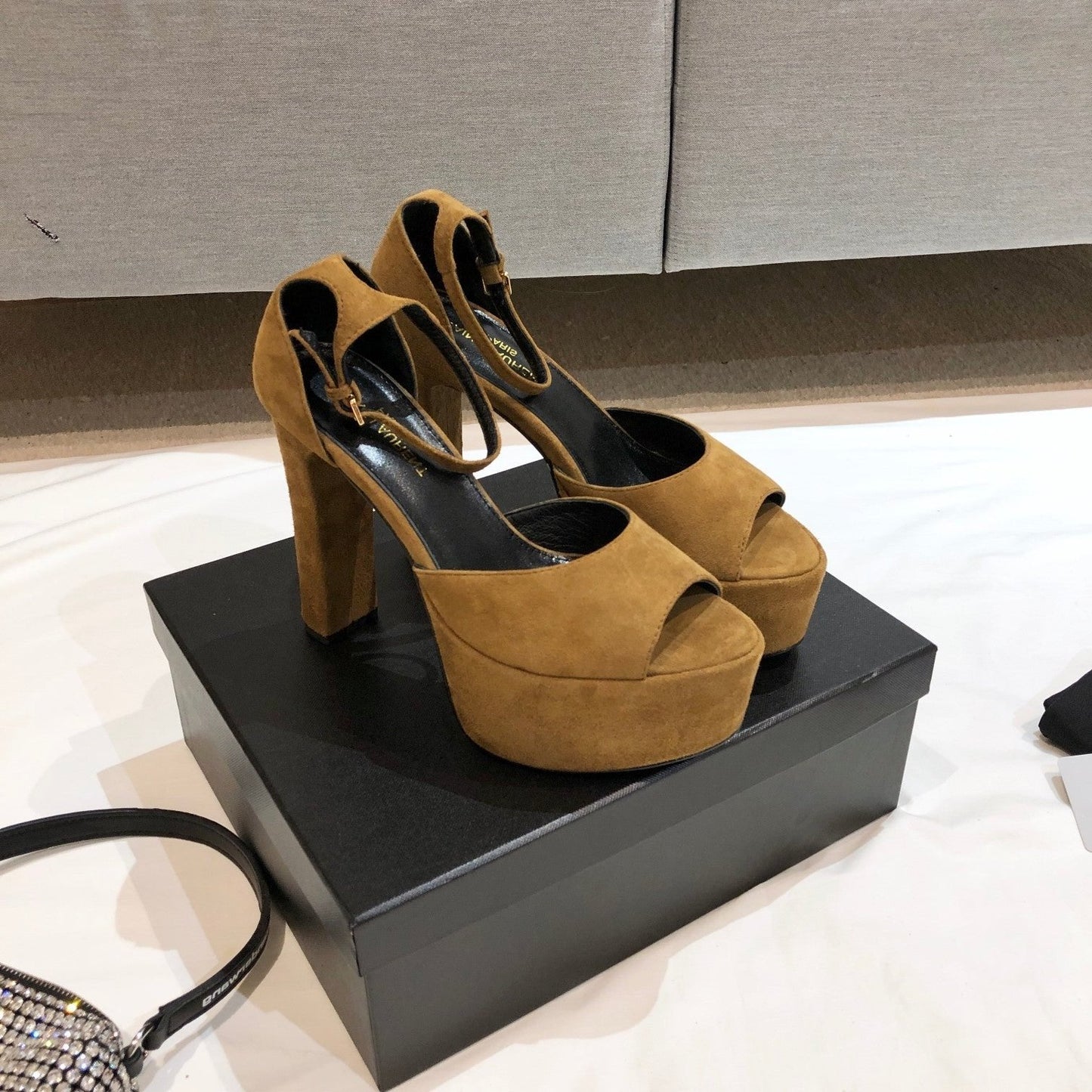 SL JODIE 135 PLATFORM SANDALS GOLDENROD SUEDE - 34