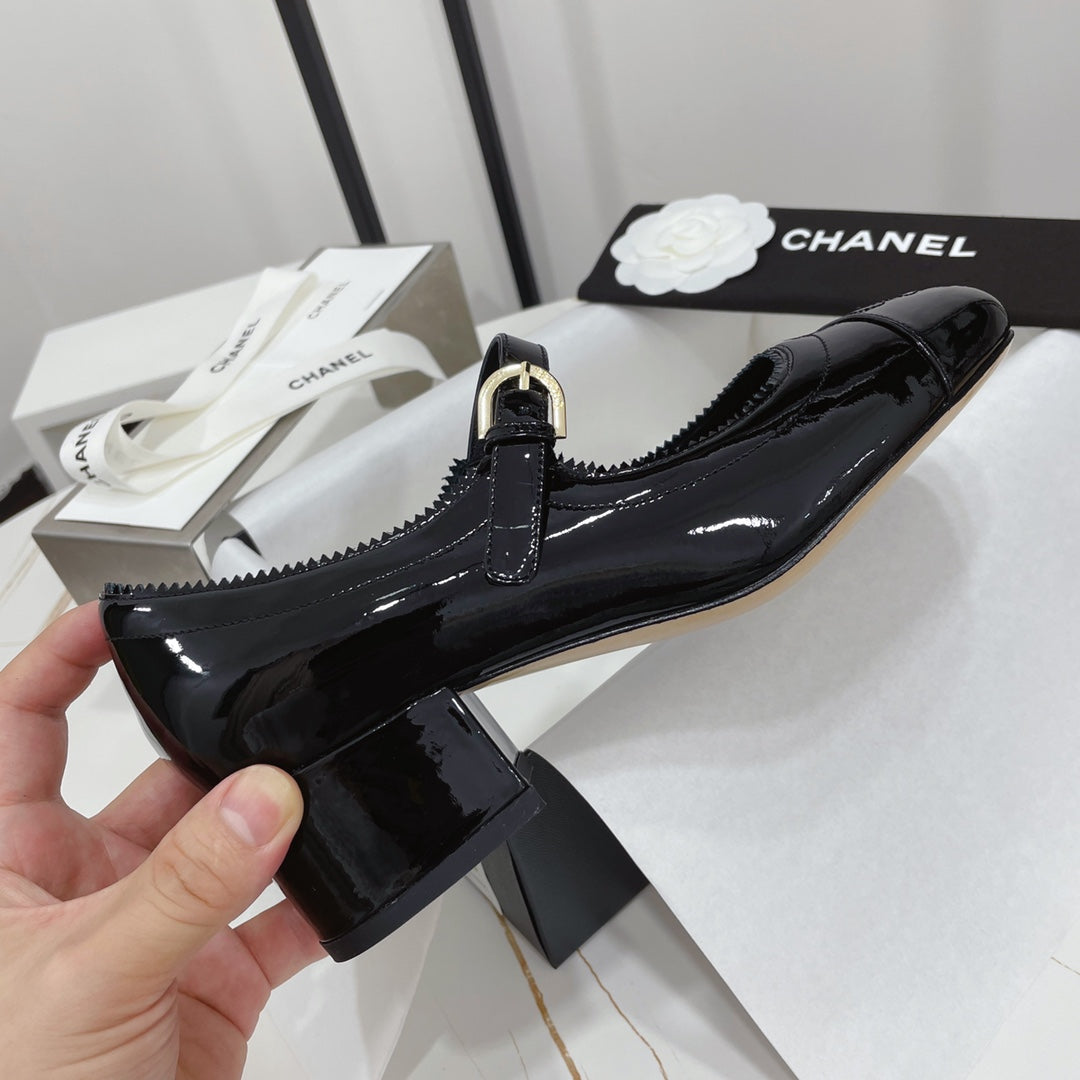 CC MARY JANE BLOCK HEEL GLOSSY BLACK SHEEPSKIN - 35