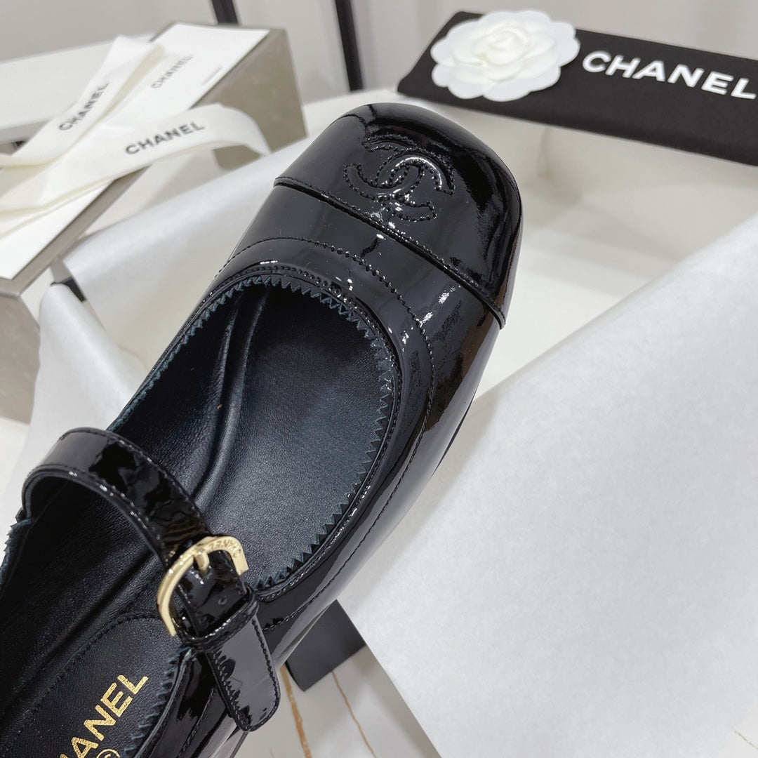 CC MARY JANE BLOCK HEEL GLOSSY BLACK SHEEPSKIN - 35