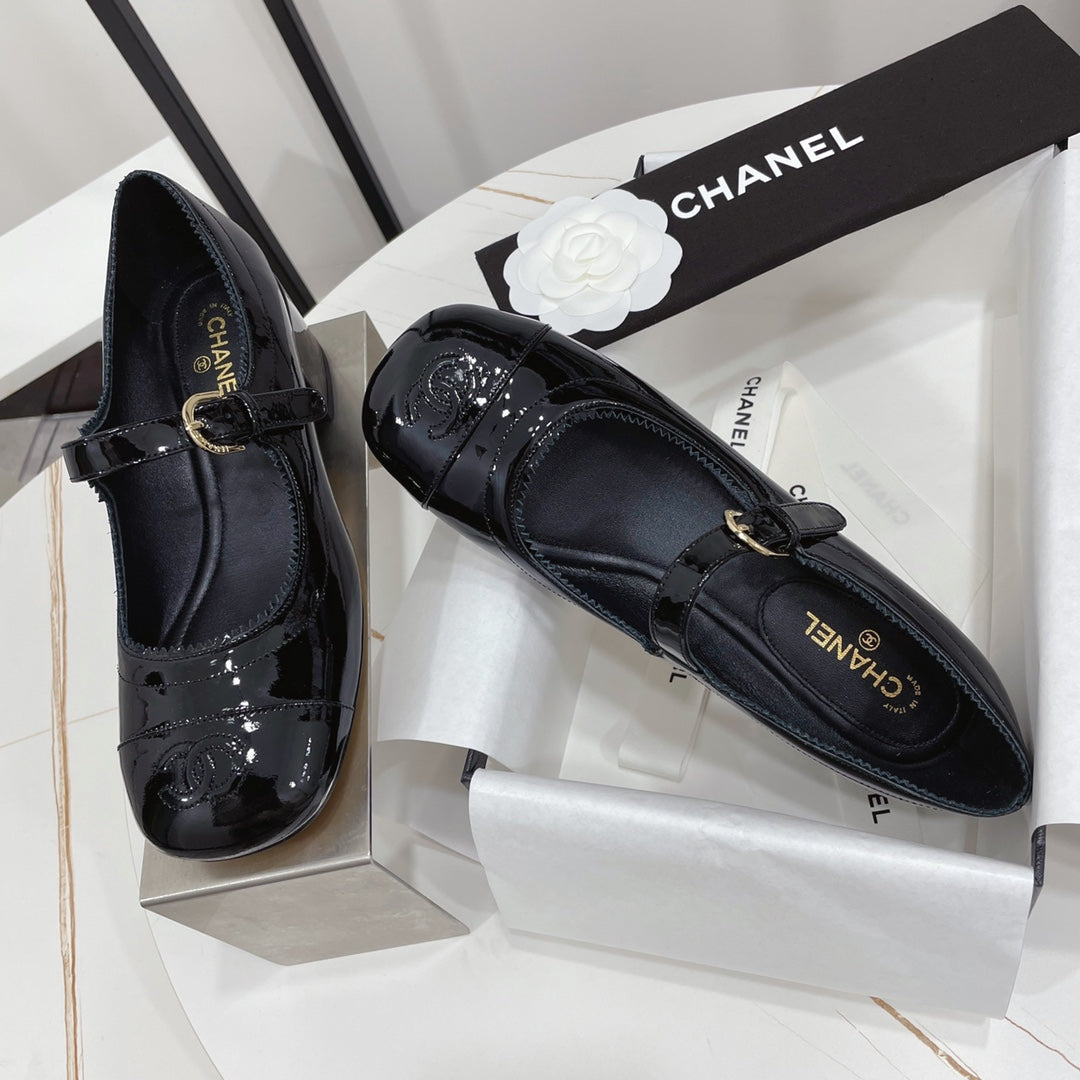 CC MARY JANE BLOCK HEEL GLOSSY BLACK SHEEPSKIN - 35